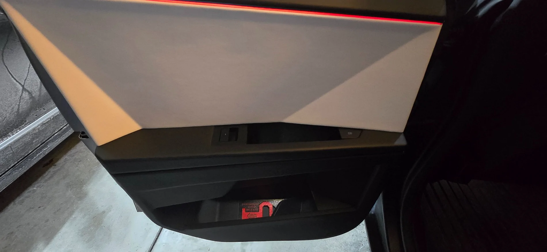Tesla Cybertruck Rear Emergency Door Release Identifier (3D Print) 1000011315