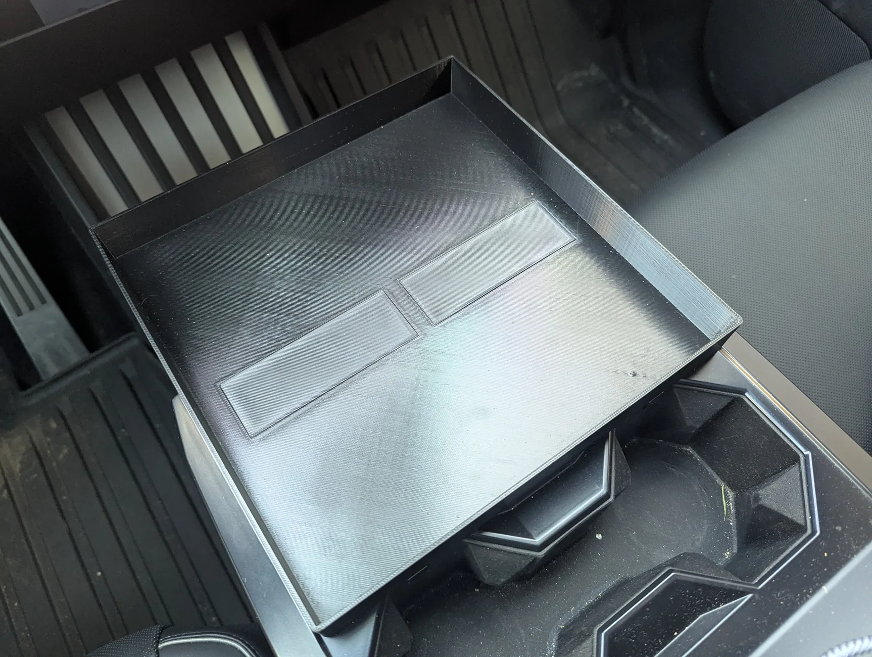 Tesla Cybertruck 3D printable Cybertruck Food Tray PXL_20251207_000559993