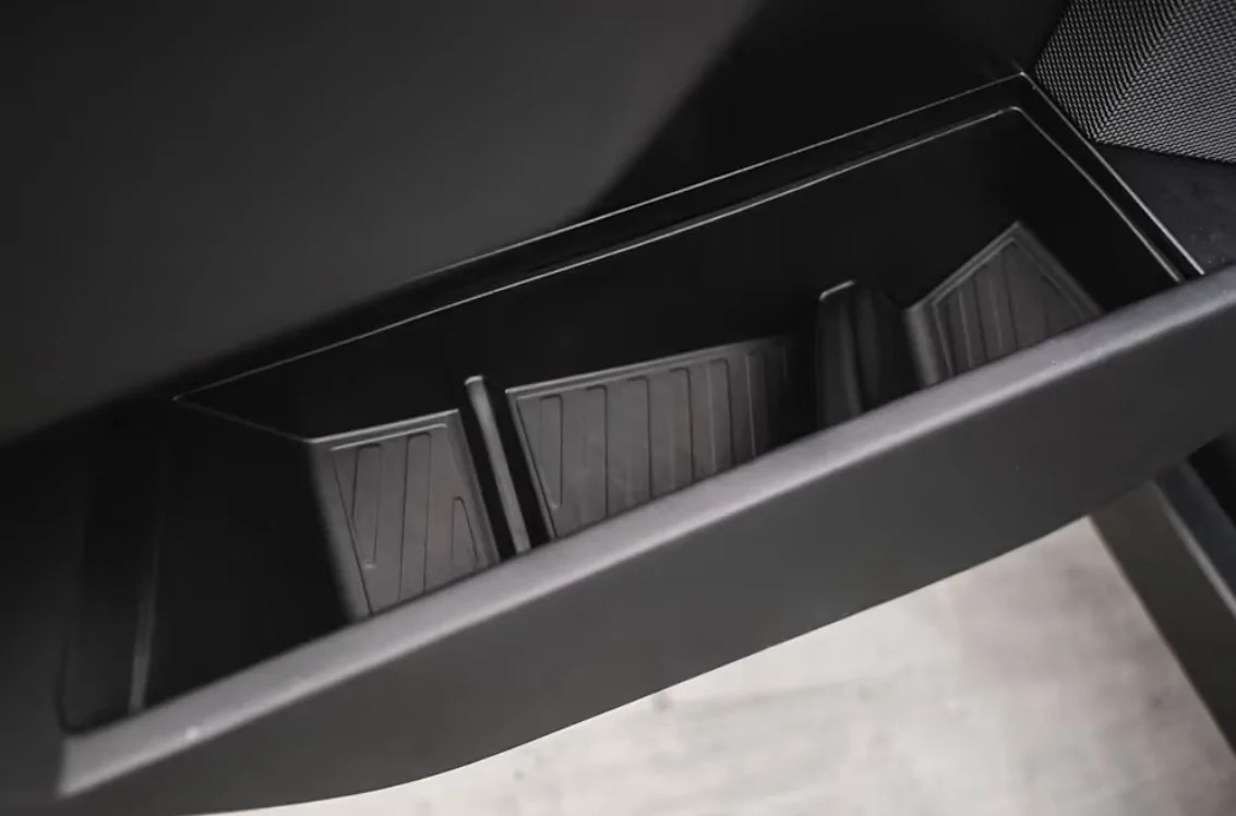 Tesla Cybertruck Emergency Exit Rear Door Release Ideas IMG_0064