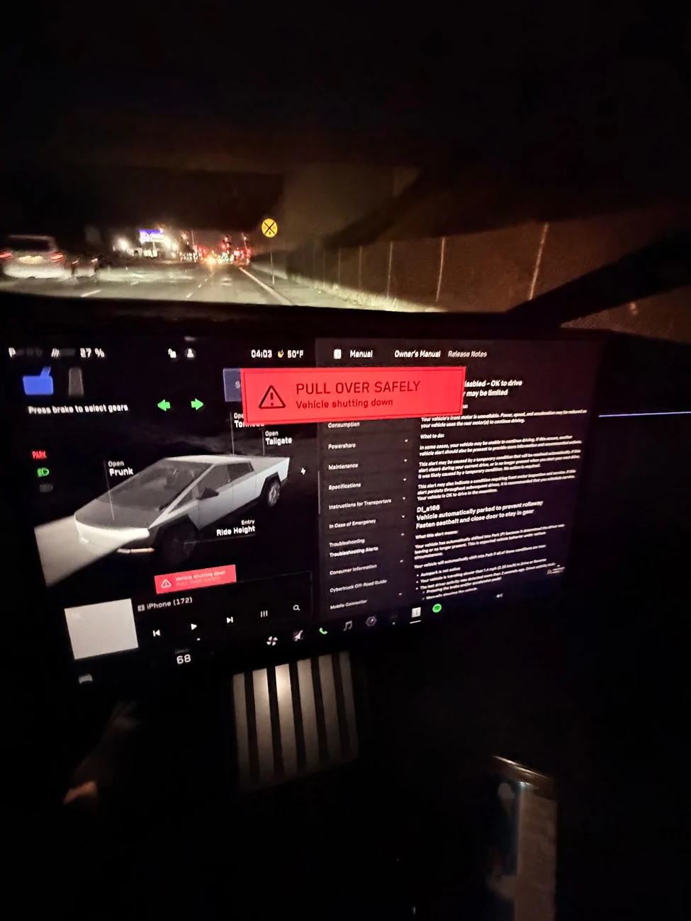 Tesla Cybertruck Rare issues with new Cybertruck IMG_7605
