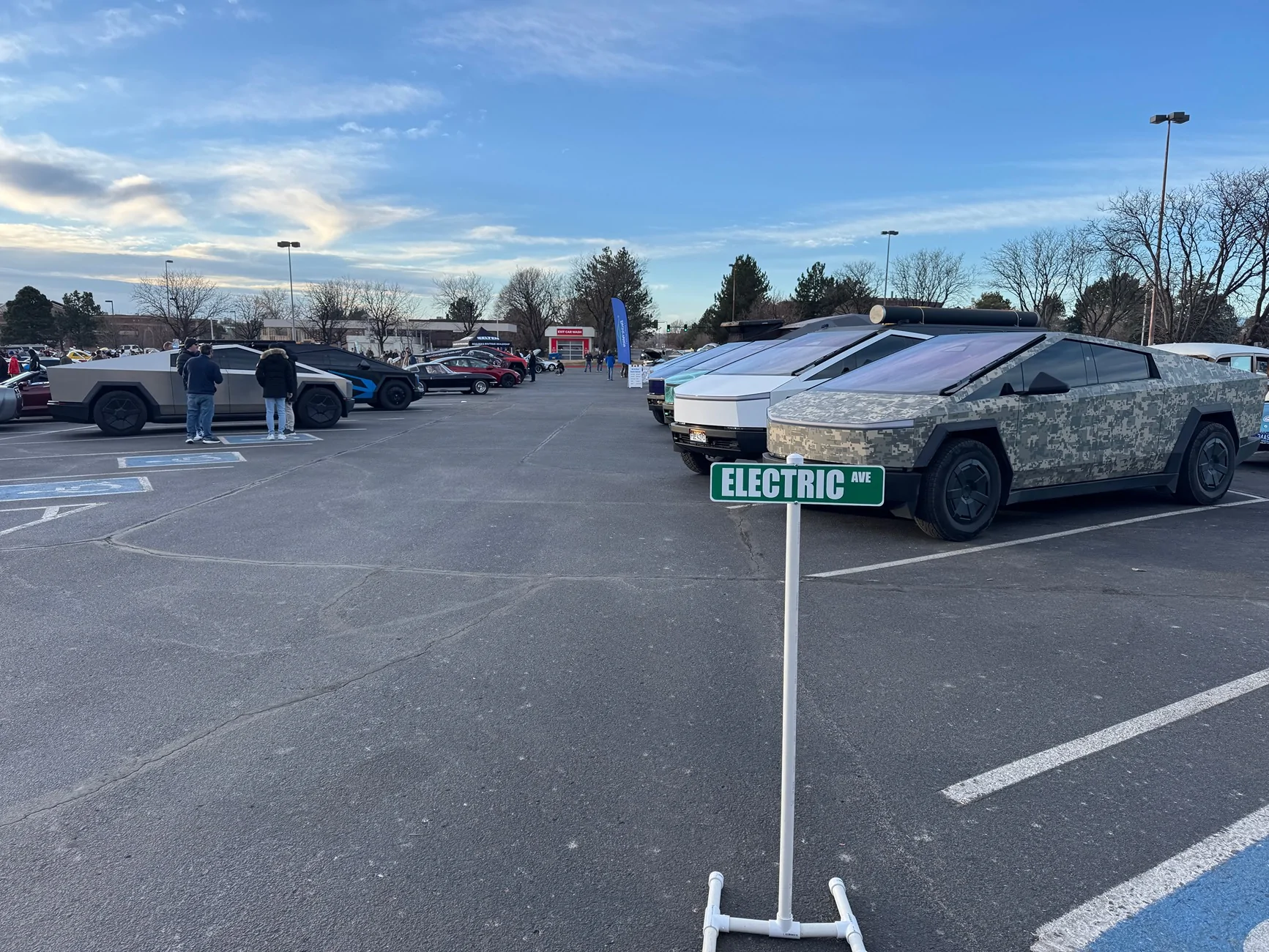 Tesla Cybertruck Urander Rack Mega Thread – Post Your Setup! IMG_1604