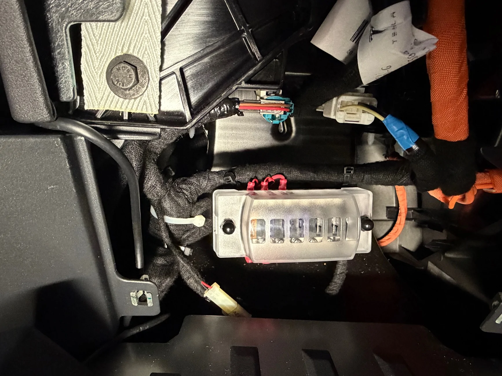 Tesla Cybertruck Powering Accessories Struggles - Don't let this happen to you! IMG_3944