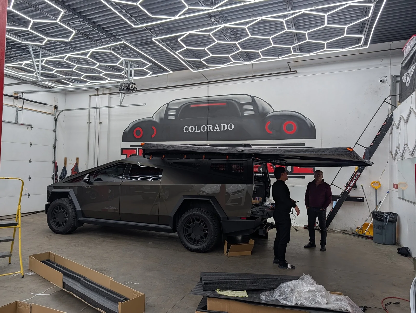 Tesla Cybertruck 8.2ft 270-Degree Urander Hard Shell Awning | Full Demo & Walkthrough IMG_1822