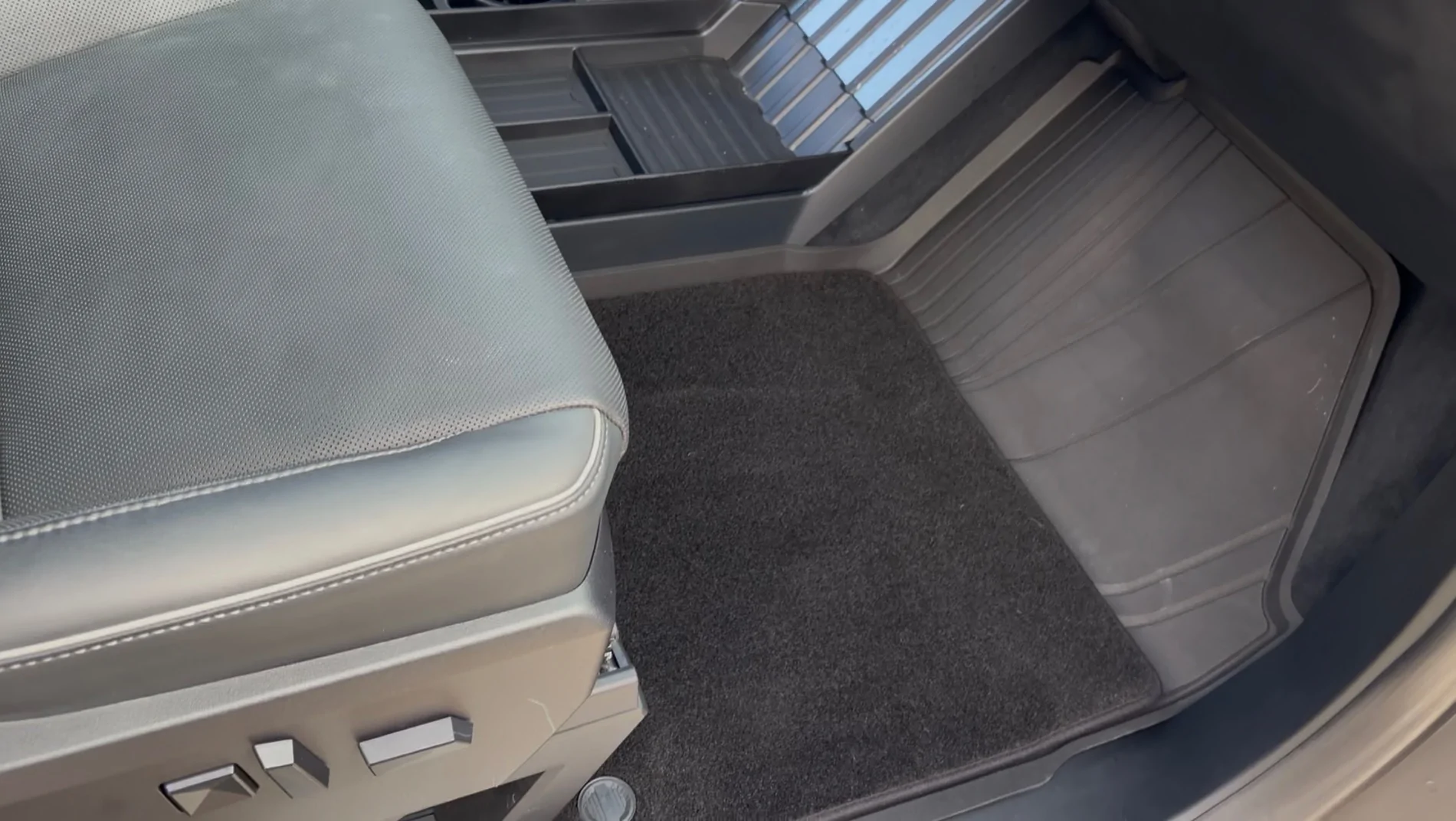 Tesla Cybertruck 3Wliners floor mats - better coverage than OEM, Awesome Mats + Baby Death Trap 🤣 IMG_0628
