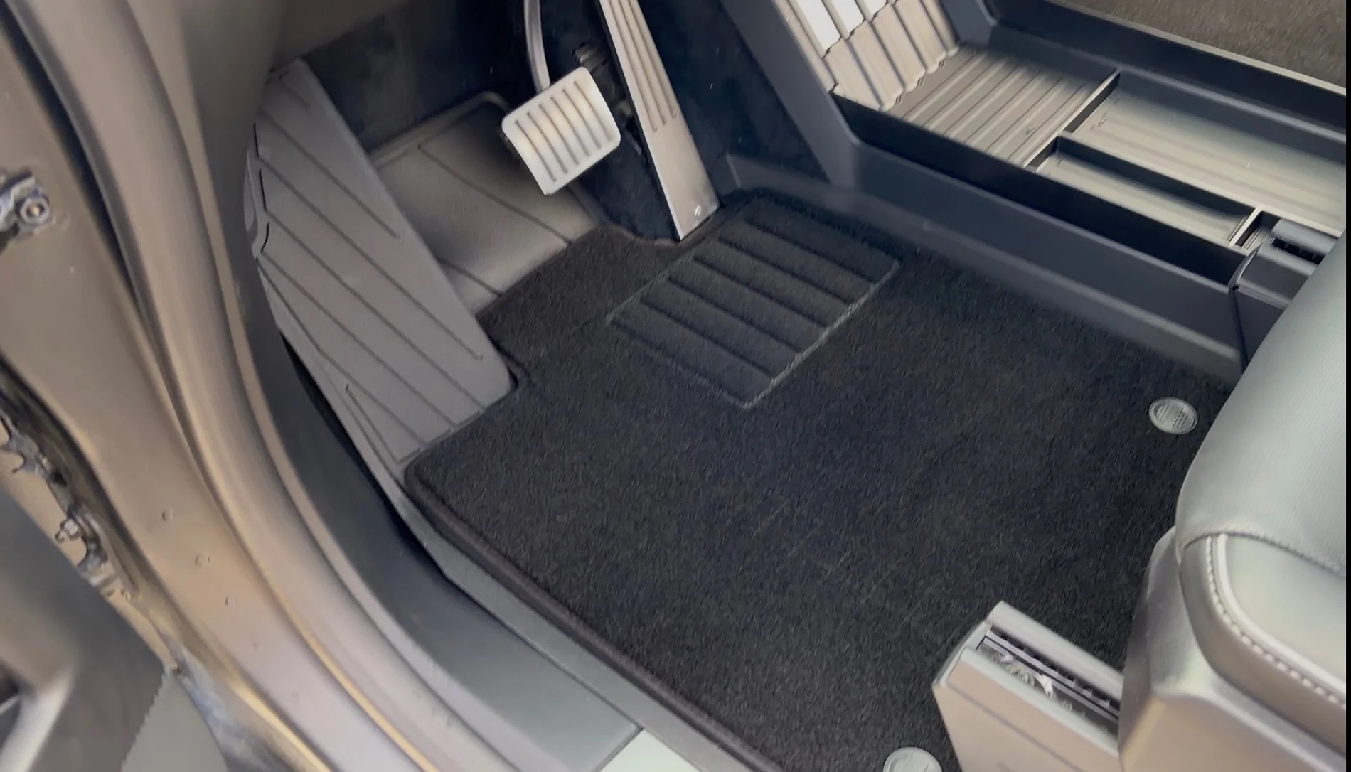 Tesla Cybertruck 3Wliners floor mats - better coverage than OEM, Awesome Mats + Baby Death Trap 🤣 IMG_0631