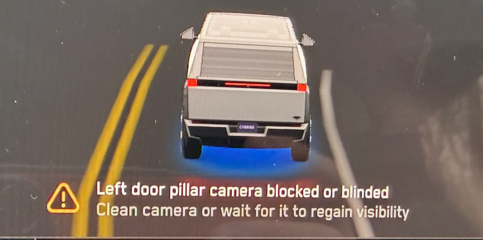 Tesla Cybertruck Cybertruck B-pillar FSD issue 1770809188807-mq