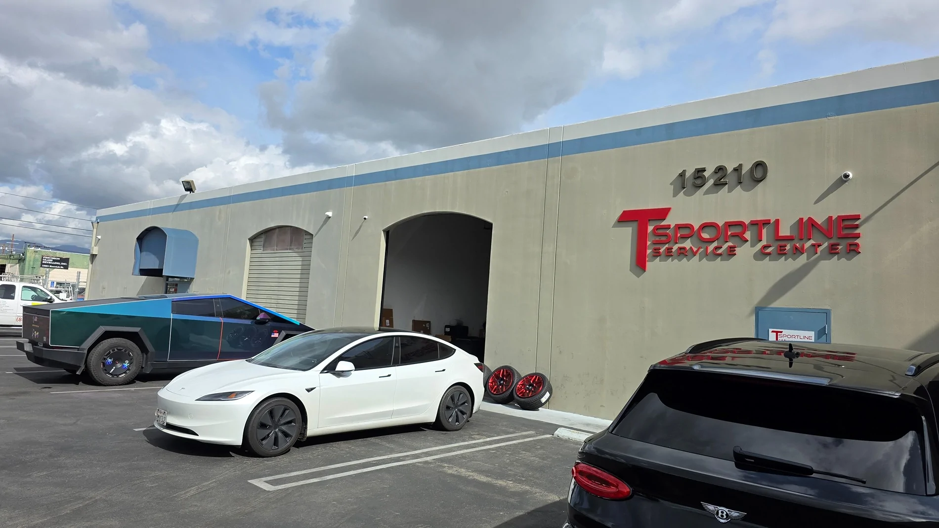 Tesla Cybertruck Daily random Cybertruck photos thread - Post Yours! 📸 🤳 20260211_124513