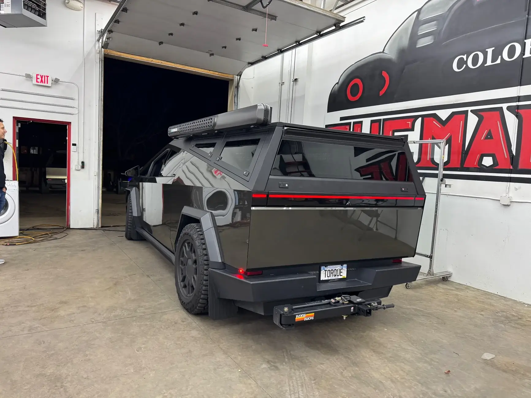 Tesla Cybertruck Any bed cap vs. no cap range/efficiency data? 1771458954977-tv
