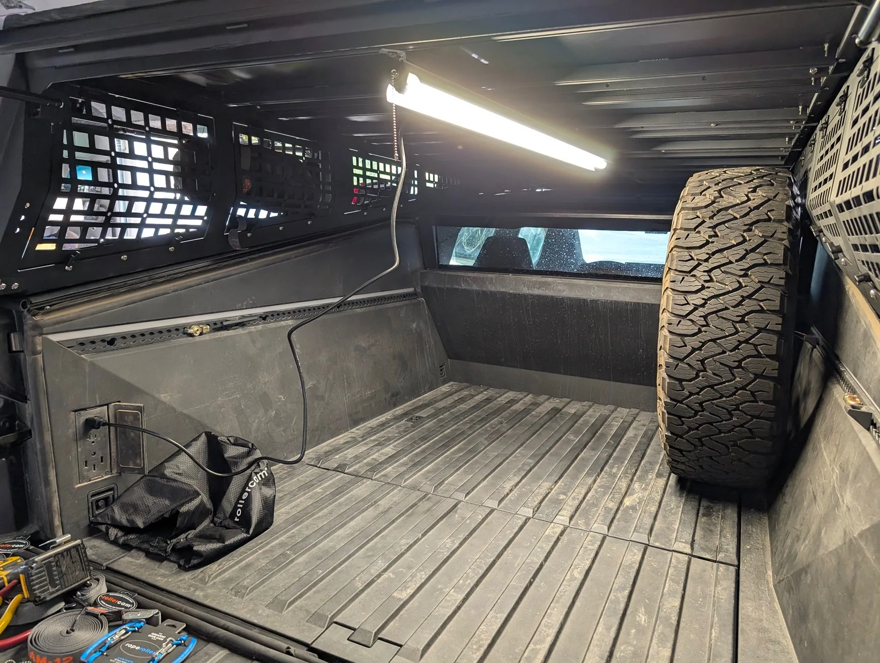 Tesla Cybertruck Any bed cap vs. no cap range/efficiency data? IMG_2260
