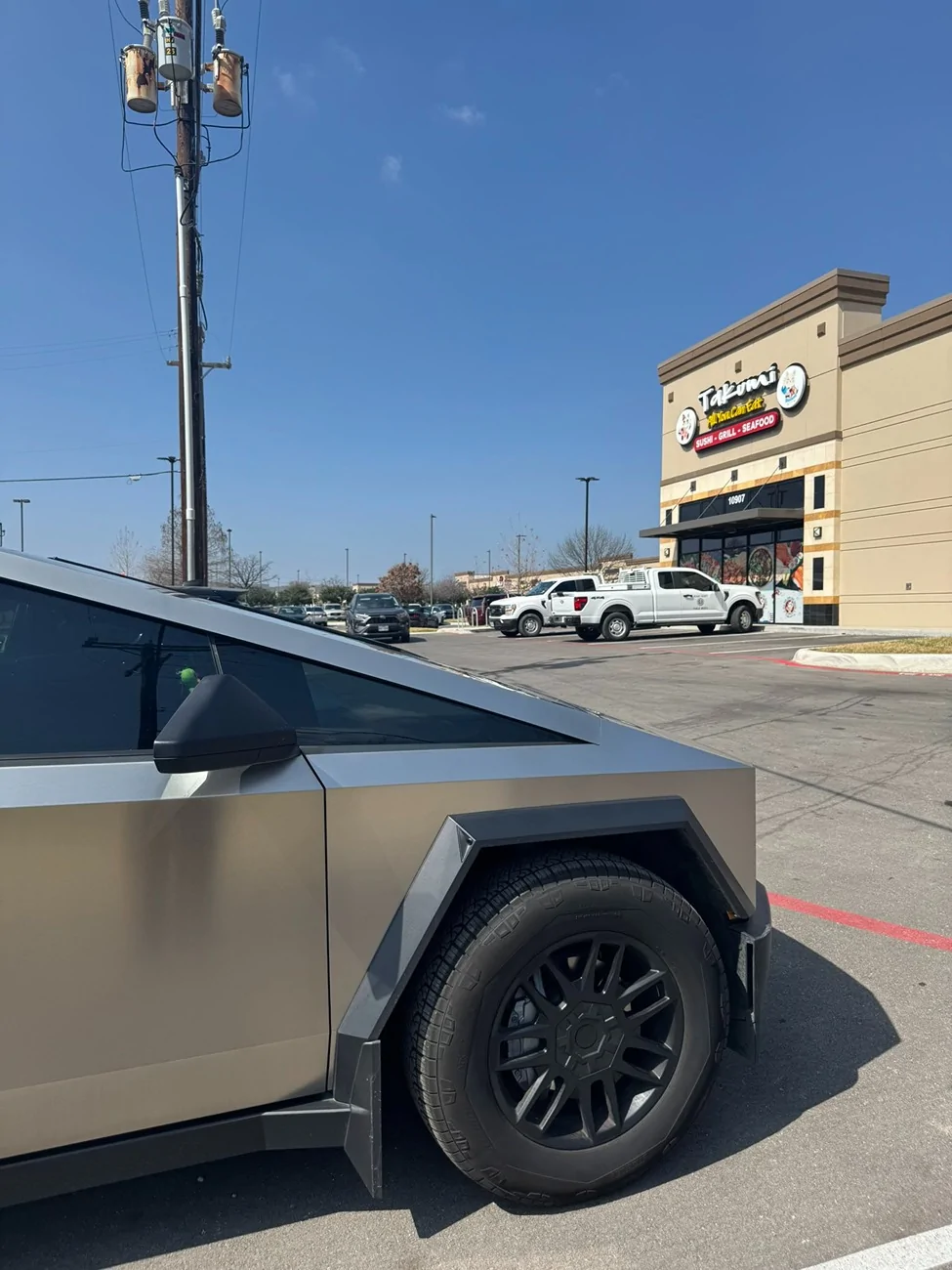 Tesla Cybertruck Daily random Cybertruck photos thread - Post Yours! 📸 🤳 HBkoUOOXEAAUylN