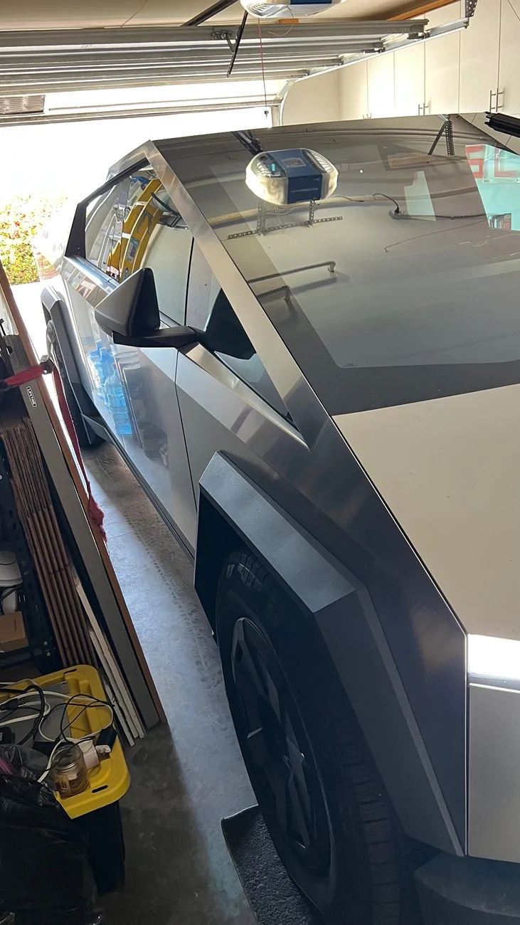 Tesla Cybertruck Cybertruck FSD AI4 vs Model3 FSD AI3 question 1771702035802-i8