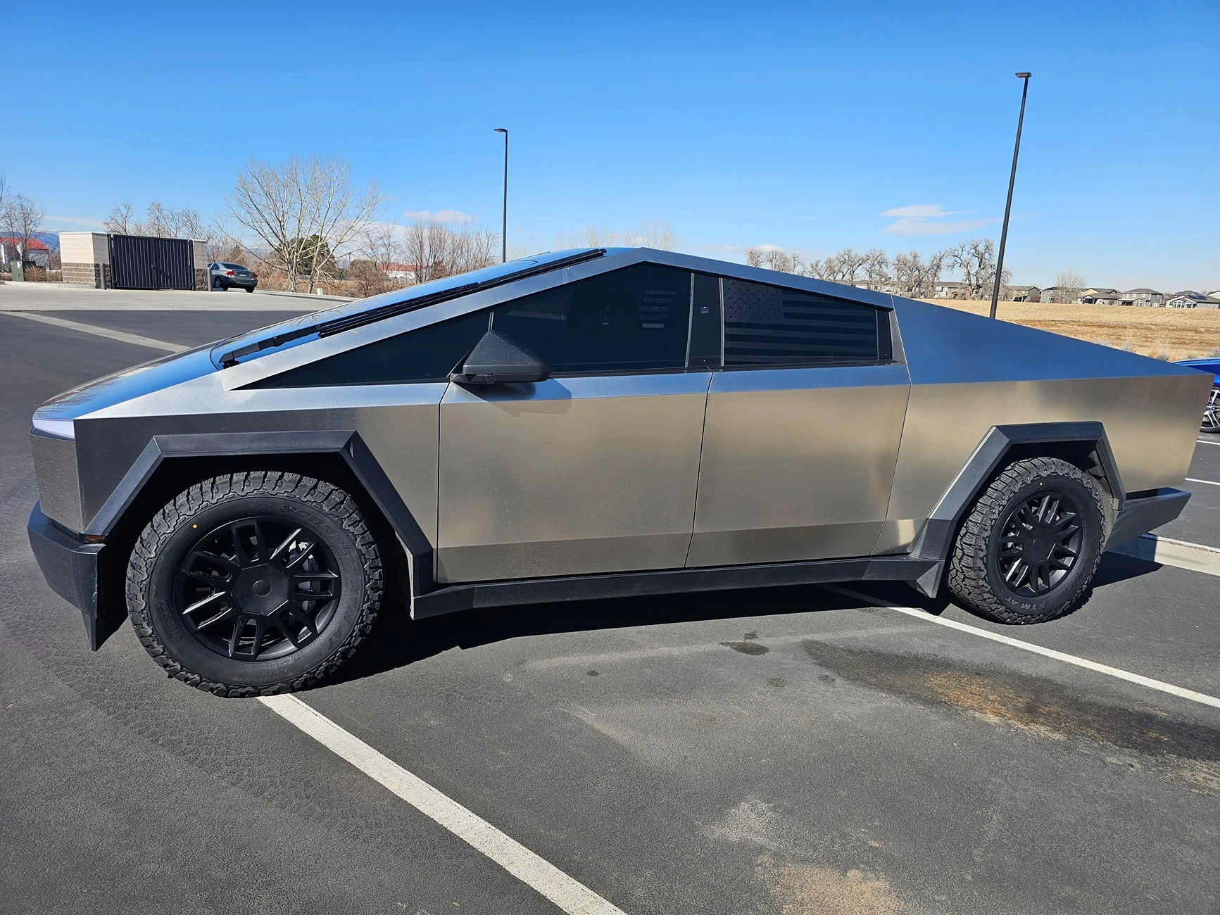 Tesla Cybertruck Pirelli Scorpion XTM AT ELECT availability 1000027653