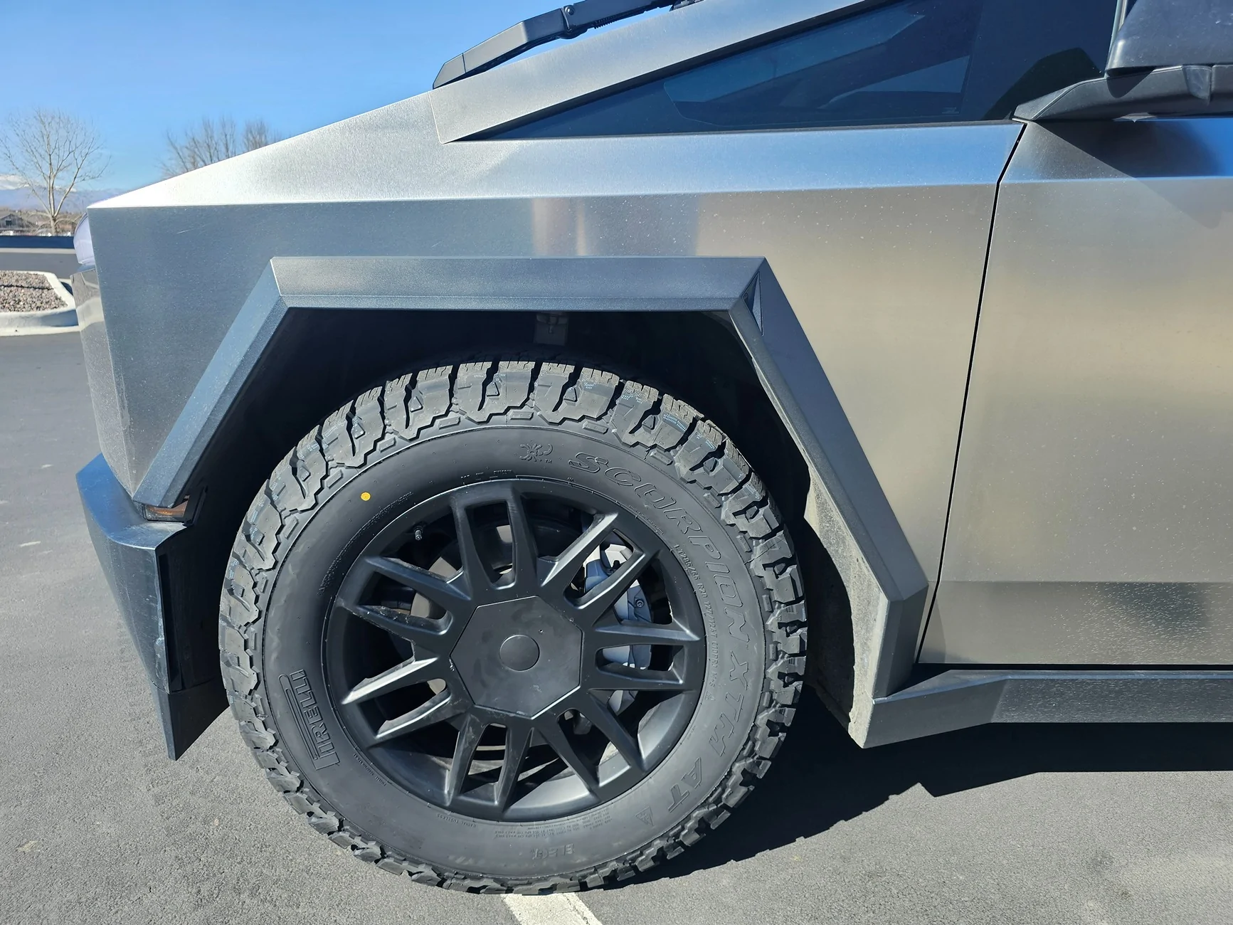 Tesla Cybertruck Pirelli Scorpion XTM AT ELECT availability 1000027654