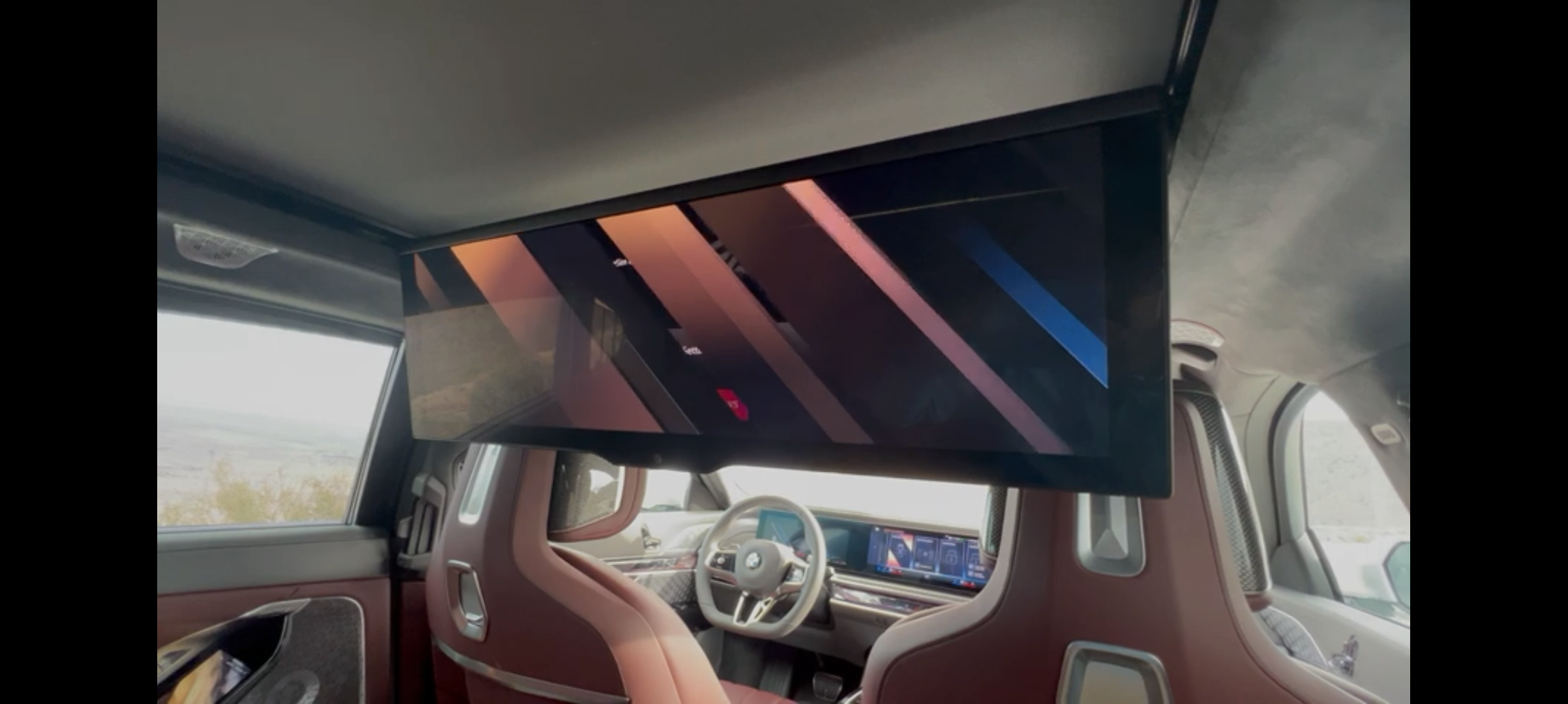 Tesla Cybertruck Roof TV install like BMW i7? FGXZW8a