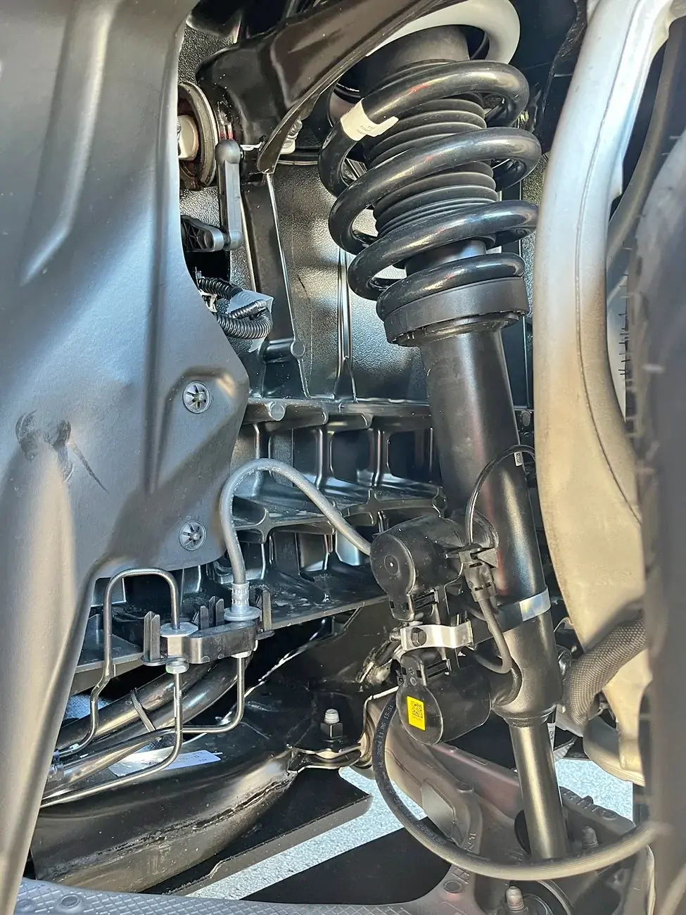 Tesla Cybertruck Coil Springs ride quality vs. Air Suspension - no compromise at all (says Cybertruck lead engineer) cybertruck-coil-springs 1