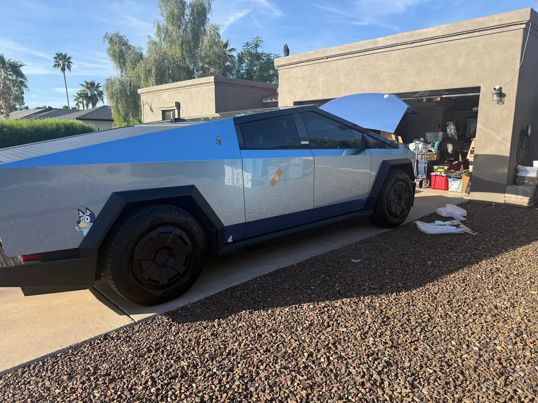 Tesla Cybertruck What did you do TO / WITH your Cybertruck today? 👨🏻‍🔧🧰🚿🛠 IMG_1152