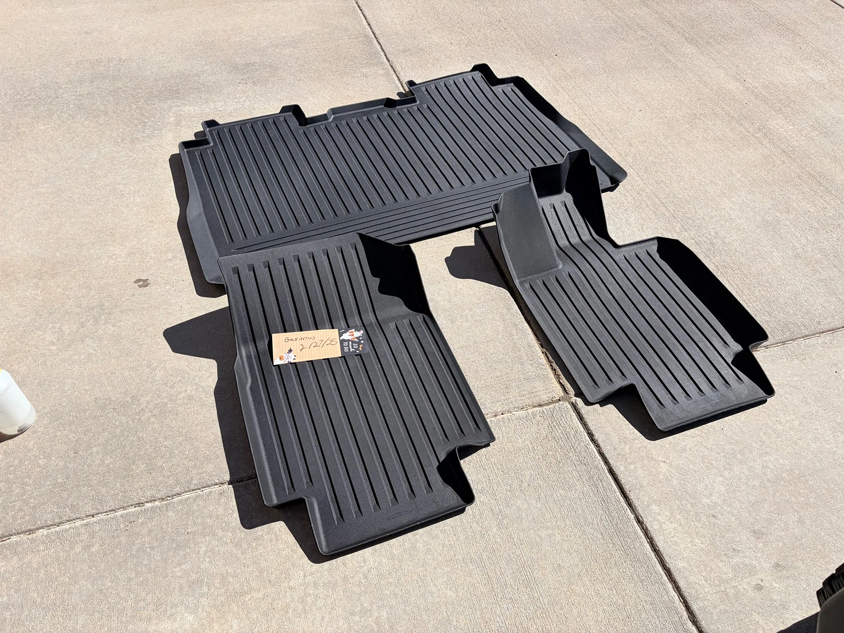 Tesla Cybertruck Tesla Floor Mats IMG_0721