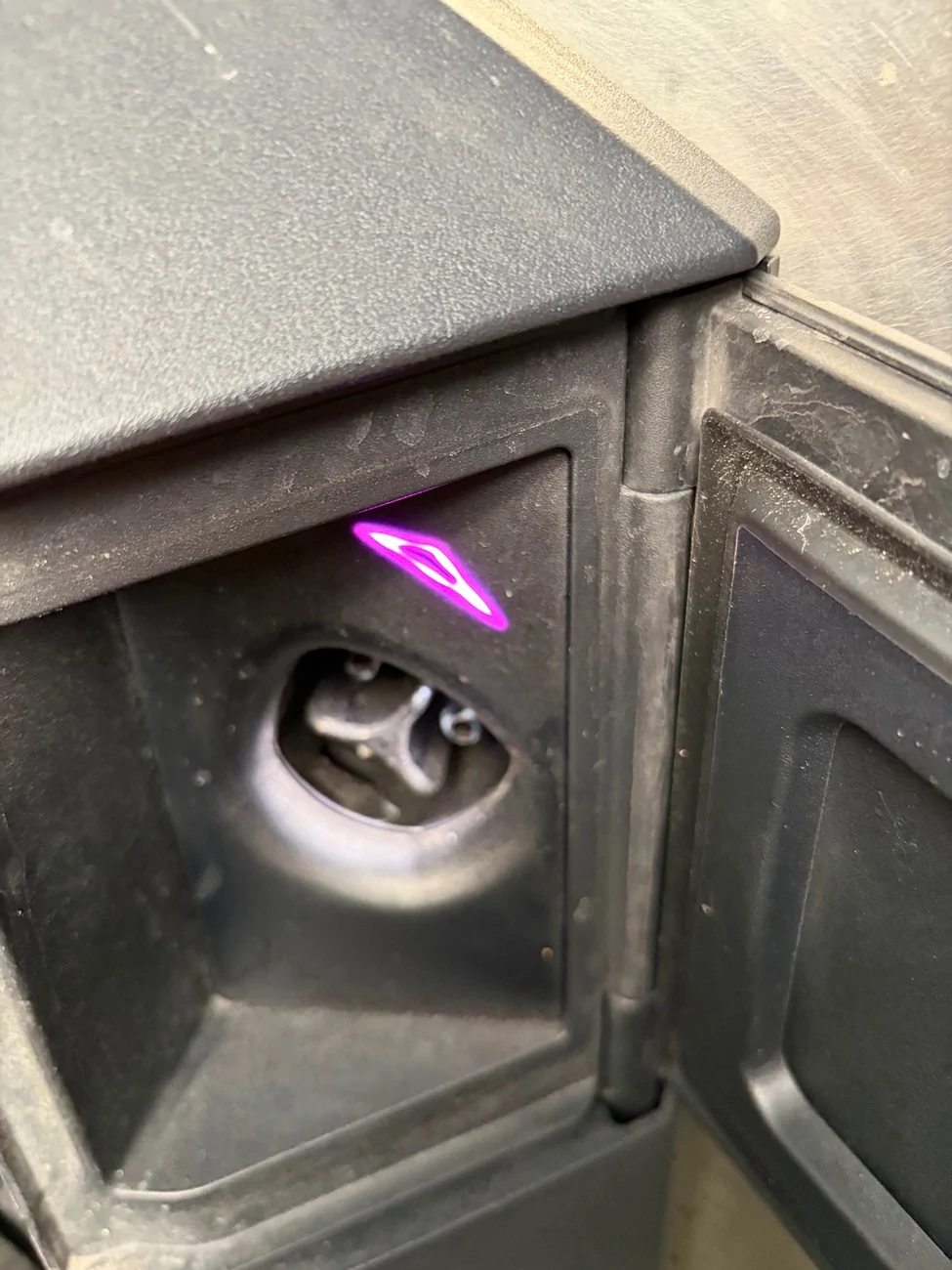 Tesla Cybertruck Purple light when charge bay door opened but unplugged? IMG_0882
