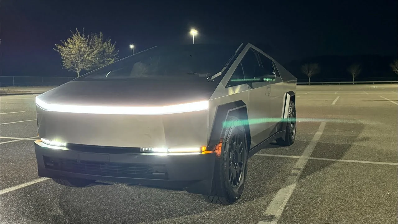 Tesla Cybertruck Long Range RWD Delivery! 1772624419810-7j