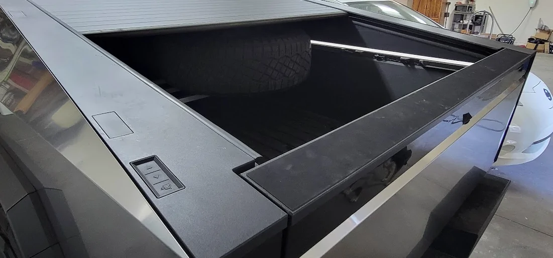 Tesla Cybertruck Custom Spare Tire Rack 1772764153799-r