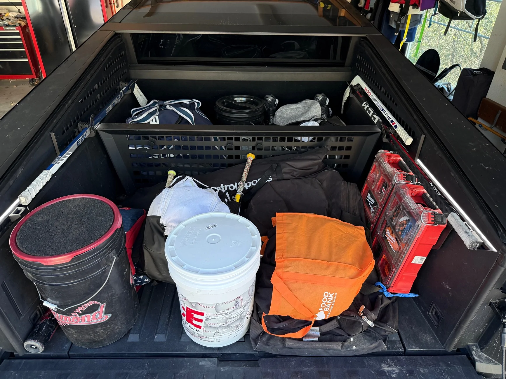 Tesla Cybertruck What Are You Hauling in your Cybertruck? 🦾 👷‍♂️ IMG_4225