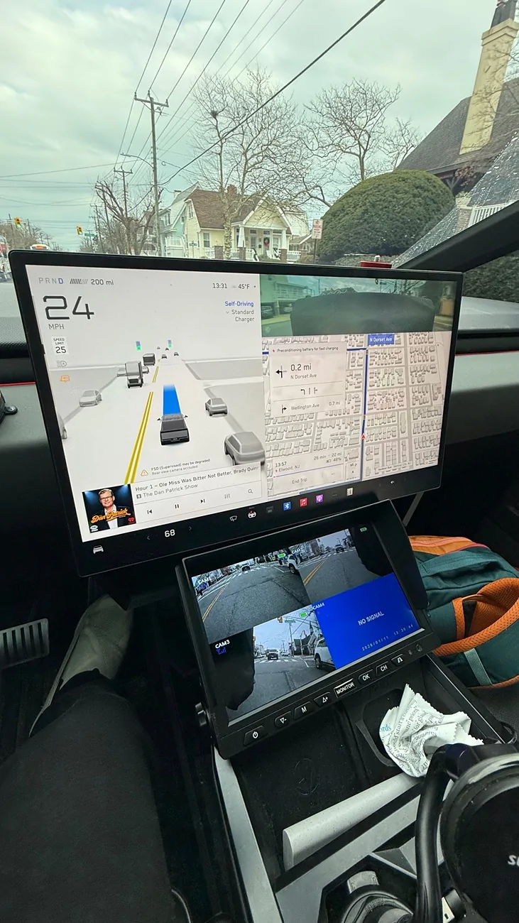 Tesla Cybertruck Technical Help for Trailer Hitch Light 🥺 - Baja s1 trailer hitch_Trailer / FSD disabled  - photo comparrison IMG_1224