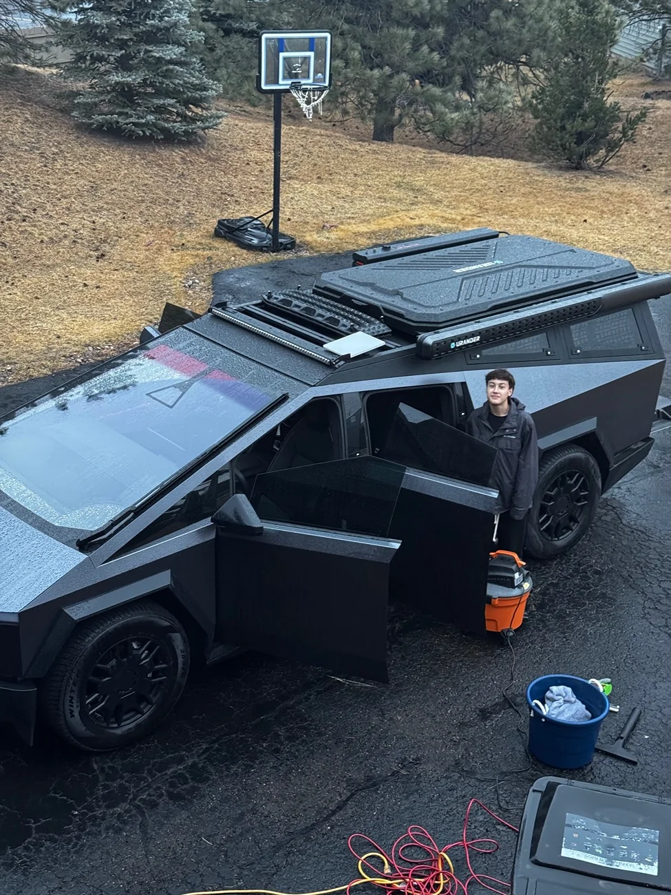 Tesla Cybertruck Urander Bed Cap Ideas & Setups IMG_1472