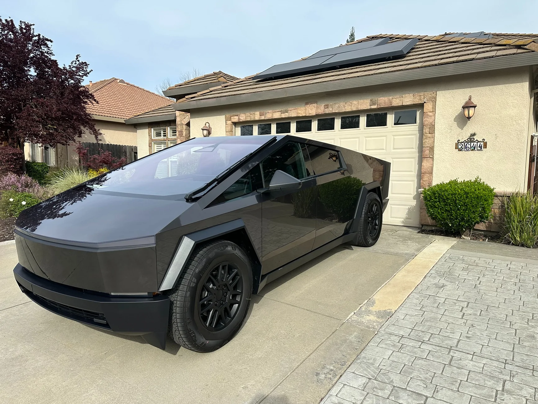 Tesla Cybertruck Has anyone RECEIVED a 2026 Cybertruck? 1463213F-43F9-40DF-904C-FECD7C1DF12D