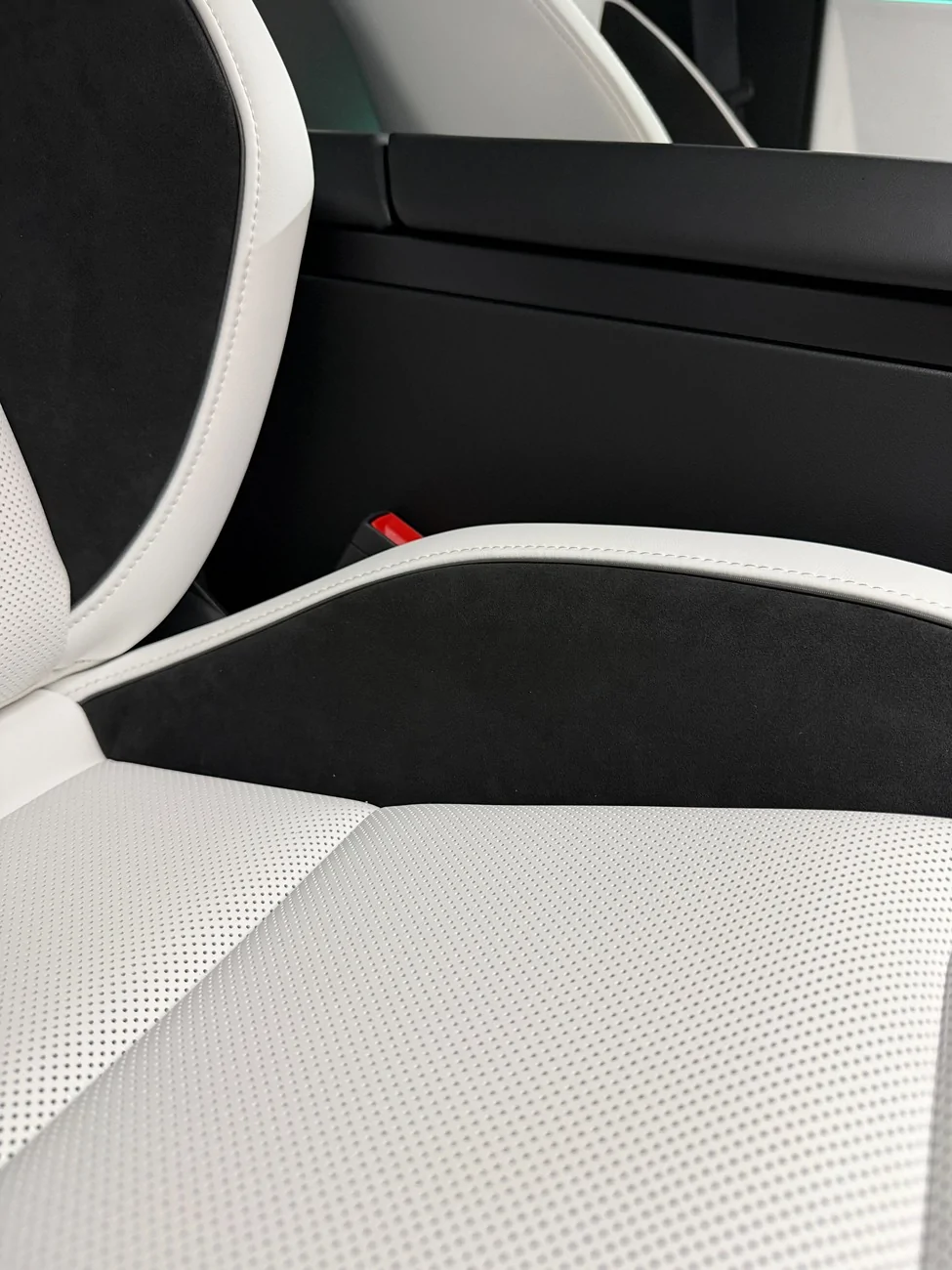 Tesla Cybertruck Plaid Seats installed in Cybertruck plaid seats cybertruck 4