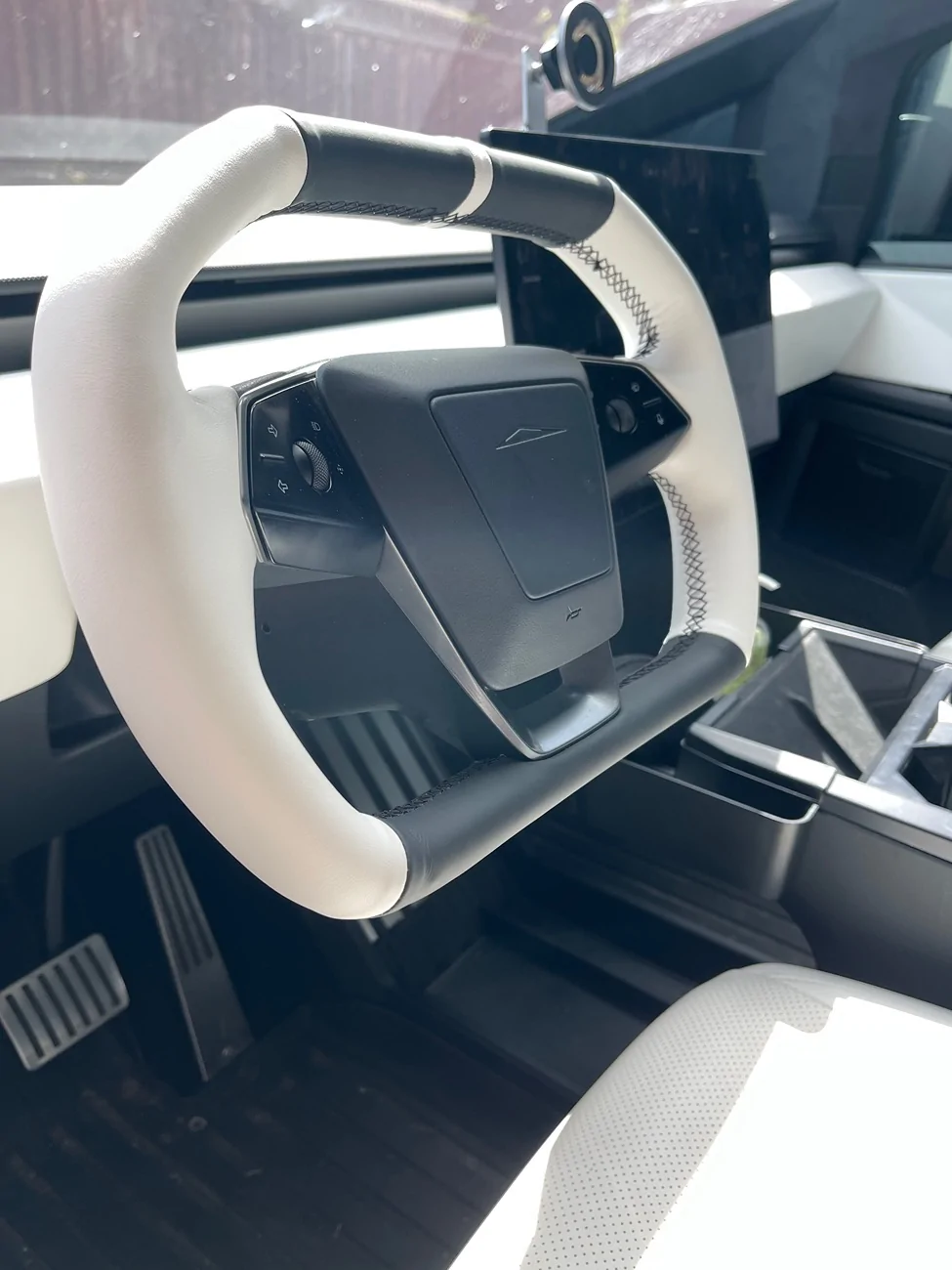 Tesla Cybertruck White/Black Steering Squircle Cover IMG_4422