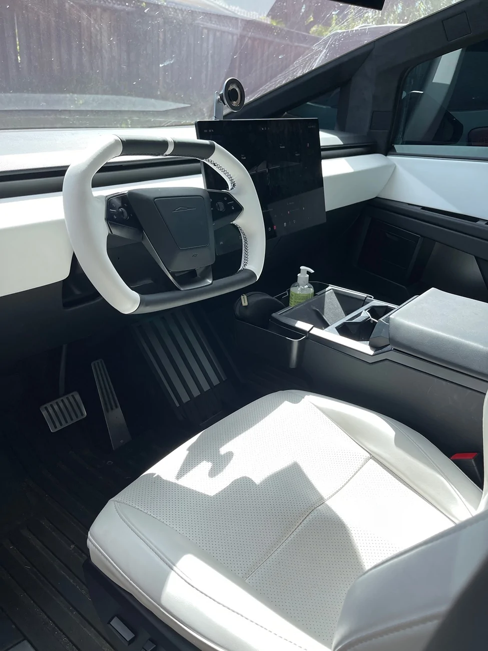 Tesla Cybertruck White/Black Steering Squircle Cover IMG_4423