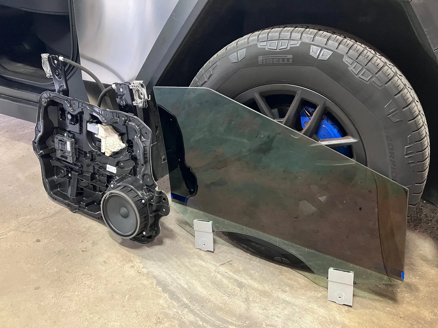 Tesla Cybertruck Sound Deadening - Part 1 IMG_6904