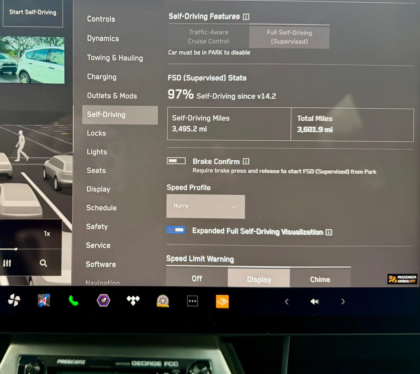 Tesla Cybertruck FSD (randomly) deactivated last night…anybody else? IMG_1931