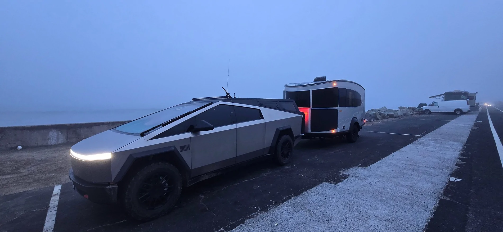 Tesla Cybertruck Trailer shape matters more than weight/size 20260316_070549