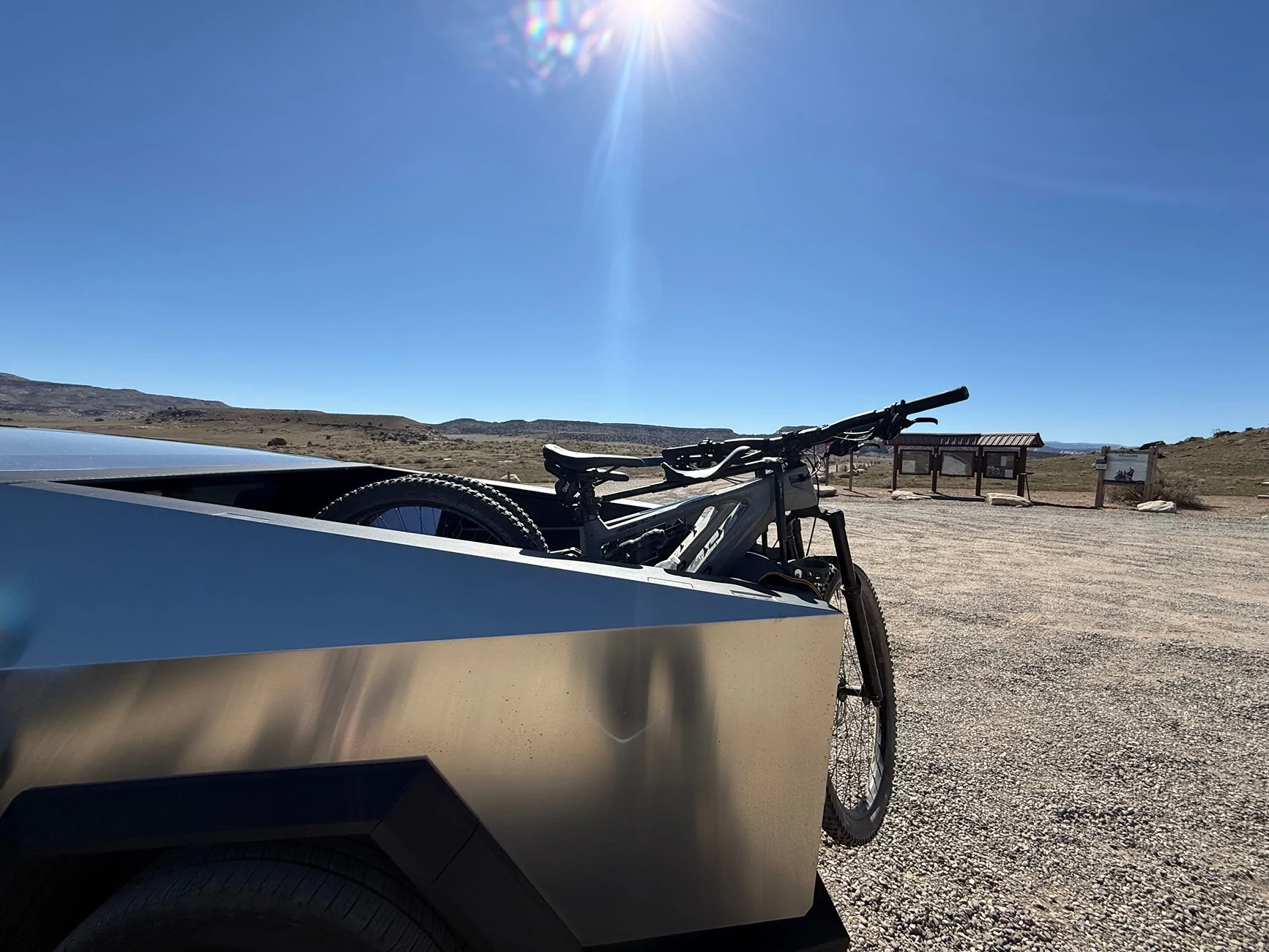 Tesla Cybertruck Daily random Cybertruck photos thread - Post Yours! 📸 🤳 IMG_6228