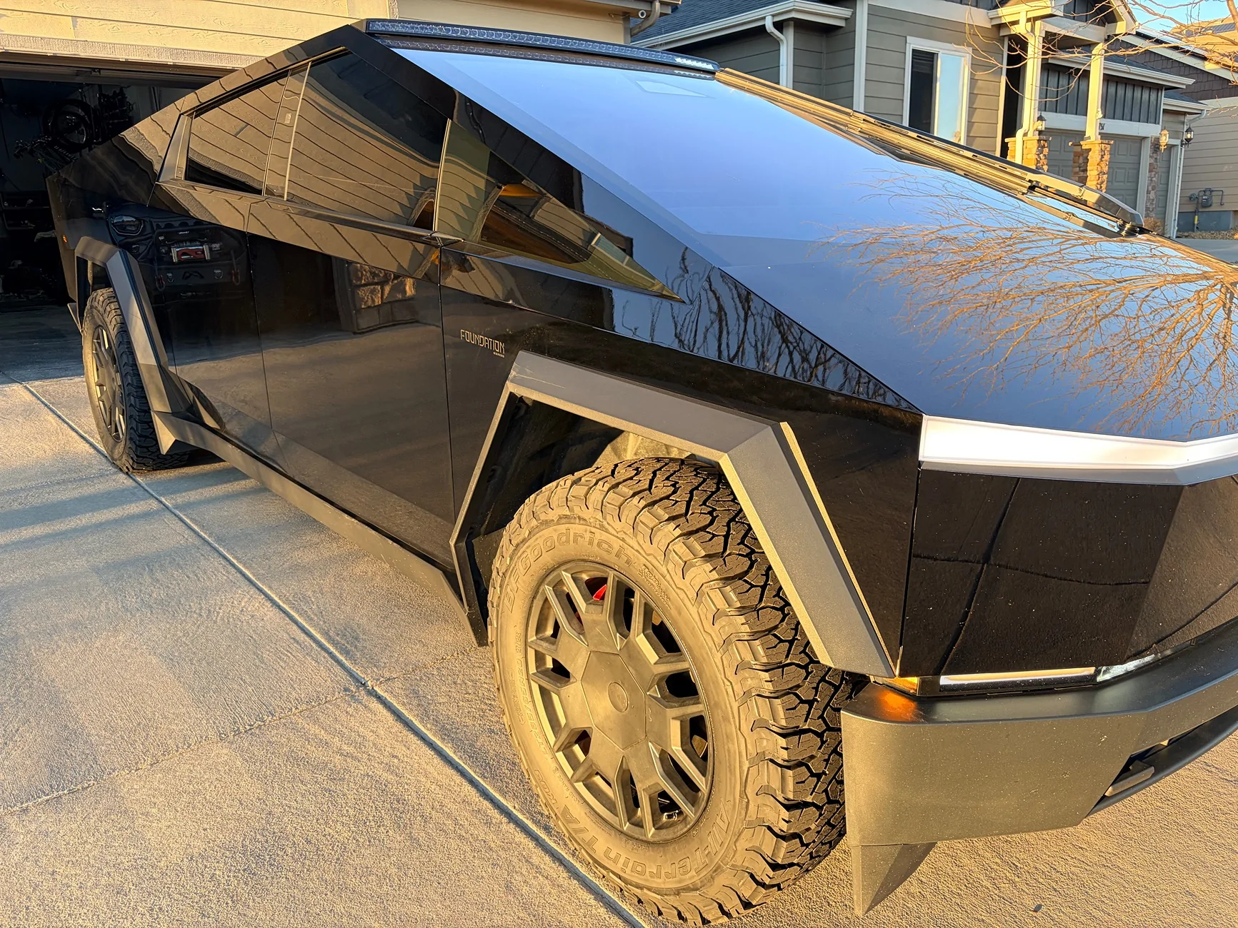 Tesla Cybertruck Daily random Cybertruck photos thread - Post Yours! 📸 🤳 IMG_0810