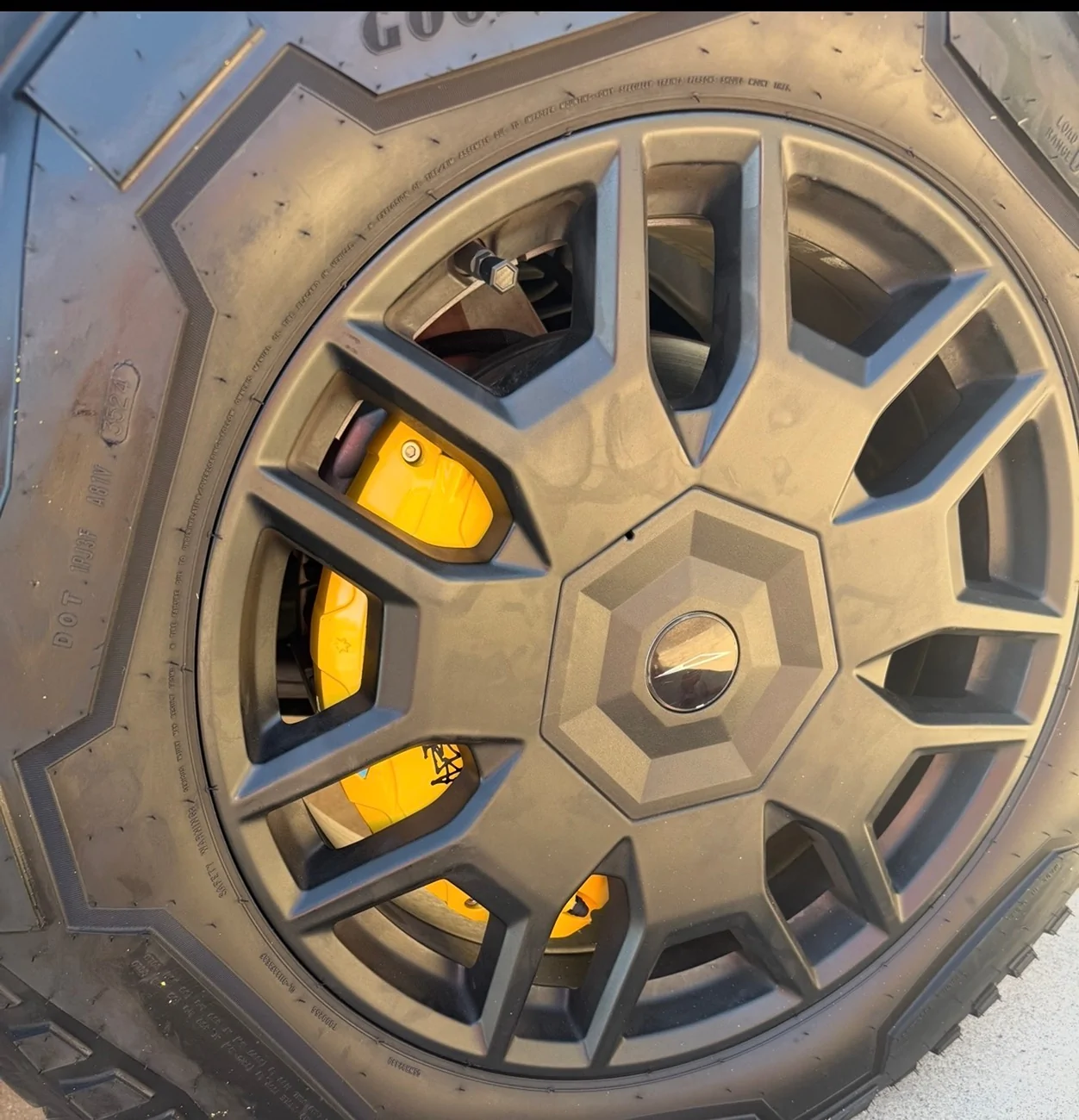 Tesla Cybertruck Caliper powder coating w/ core exchange? IMG_1460