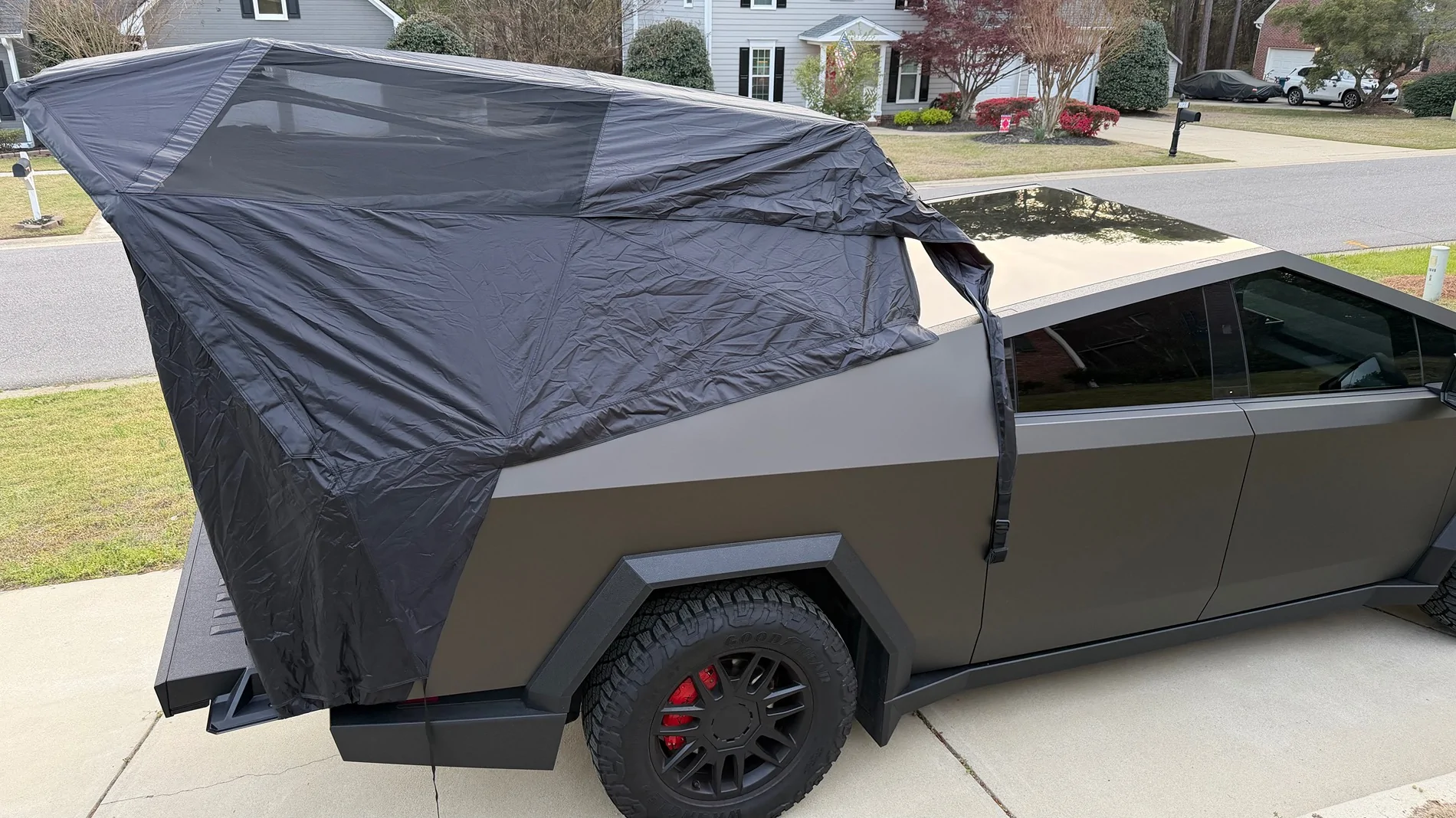 Tesla Cybertruck CyberGearCo Cybertent...aka.."TEMU-TENT" (Final Impressions) IMG_1355