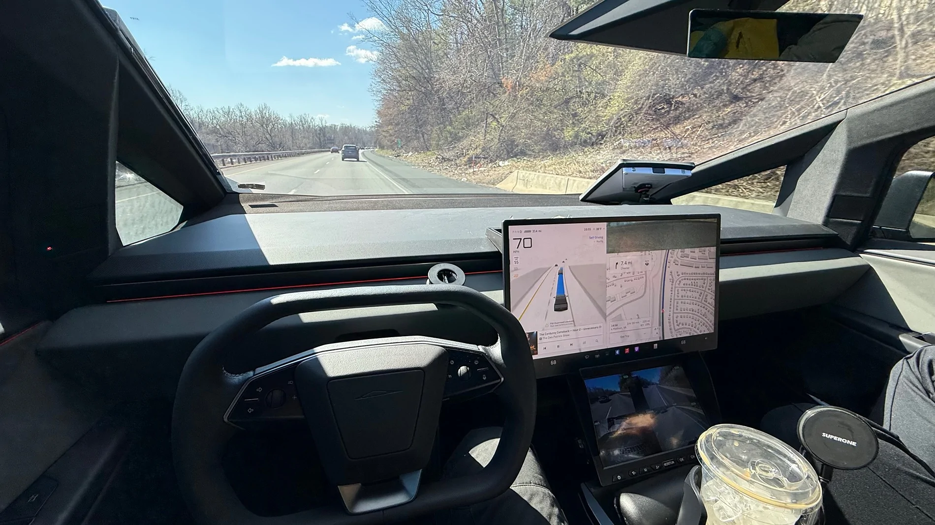 Tesla Cybertruck What Are You Hauling in your Cybertruck? 🦾 👷‍♂️ IMG_1497