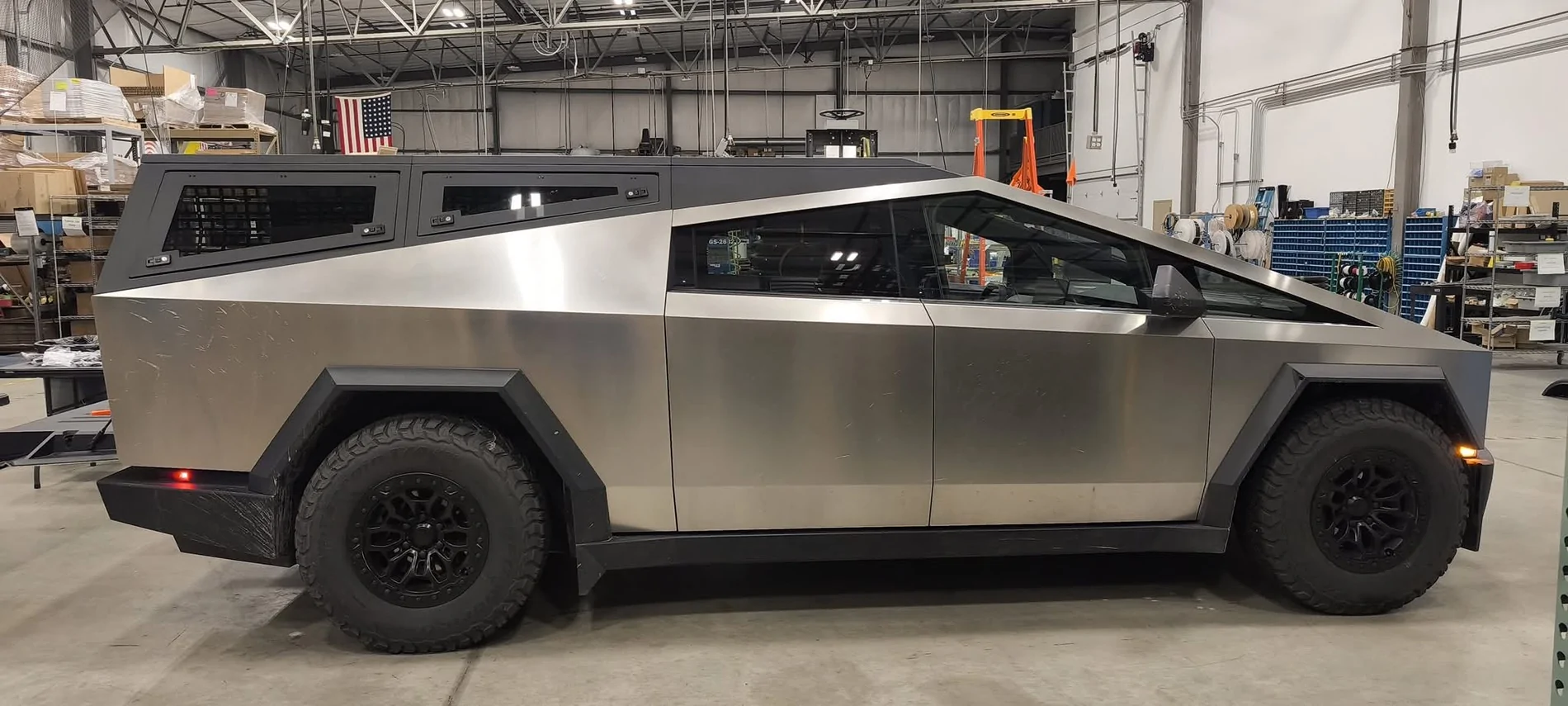 Tesla Cybertruck Urander Bed Cap Ideas & Setups IMG_4749