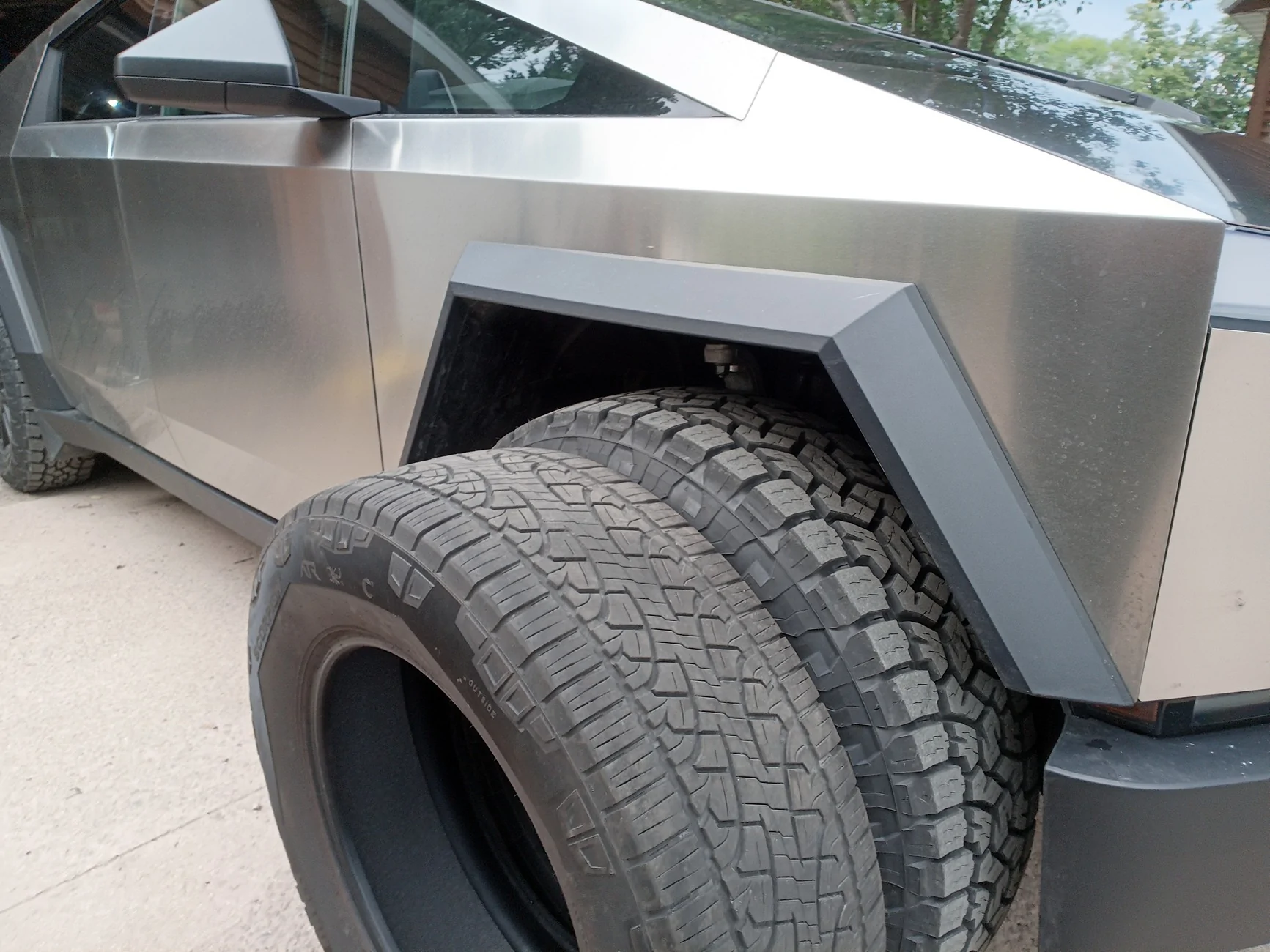 Tesla Cybertruck Best "All Around" Tires for CT 100582-4727fd8b6258cd513ac03c9578c84f3c[1]