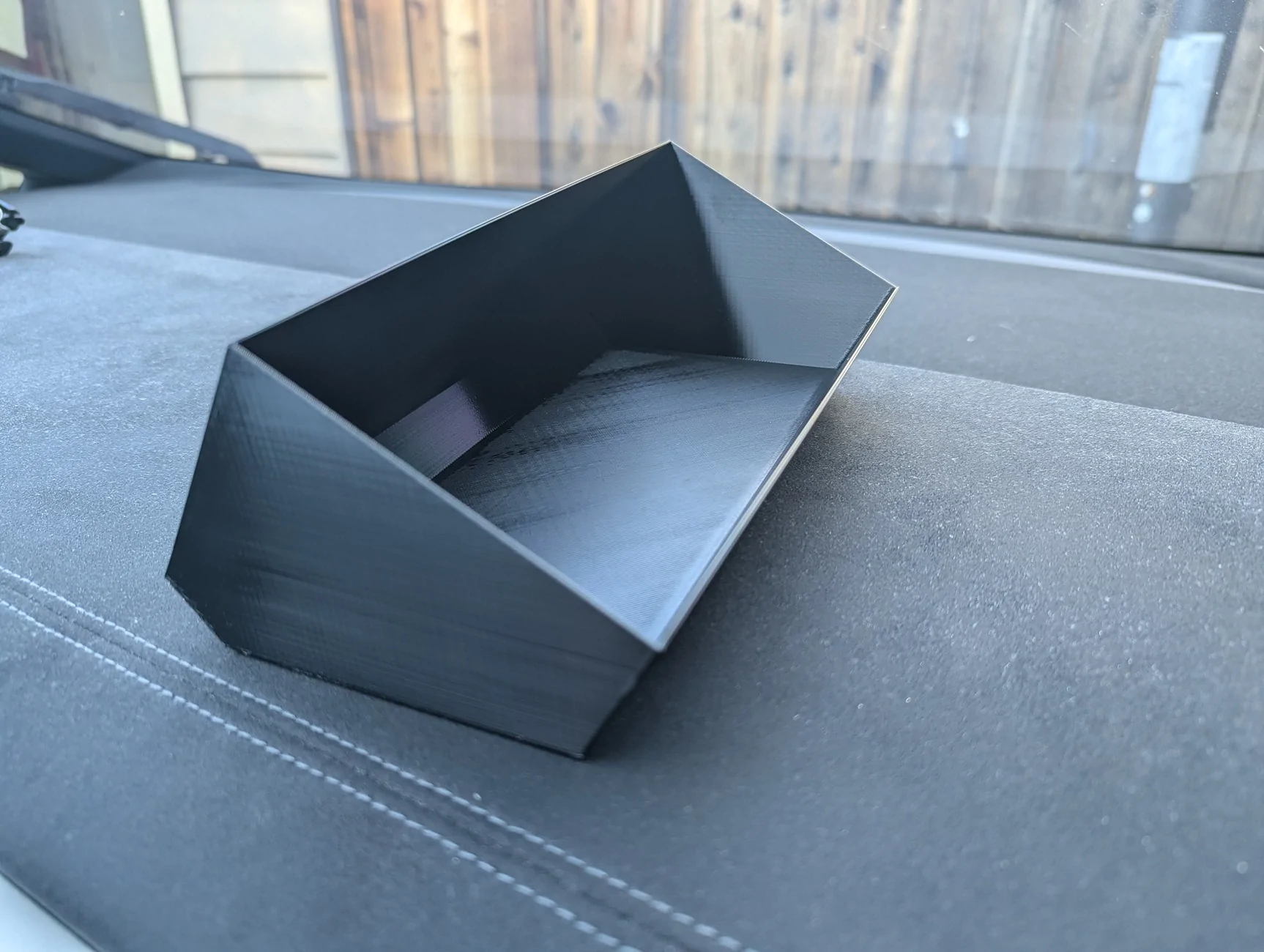 Tesla Cybertruck 3D printable Cybertruck Behind Screen Storage Tray (customizable) PXL_20260403_005447194