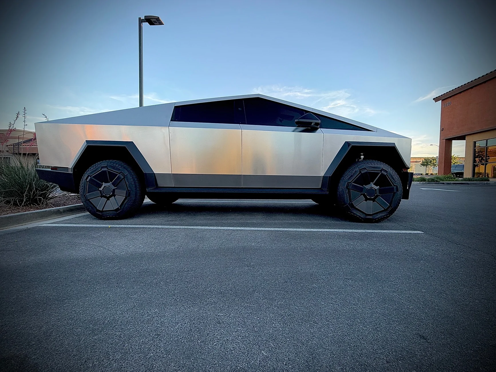 Tesla Cybertruck Has anyone RECEIVED a 2026 Cybertruck? IMG_0636