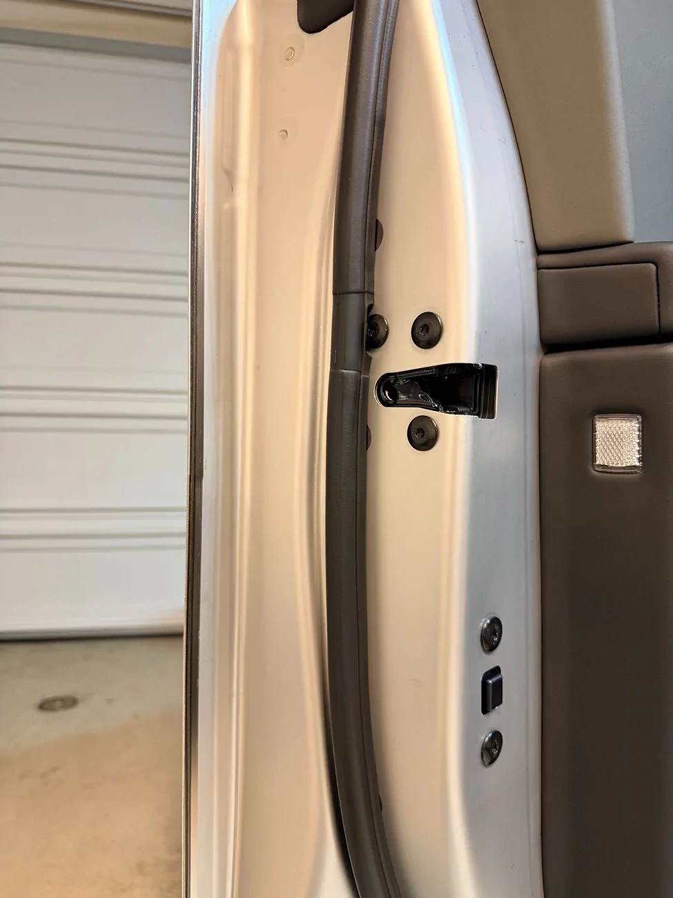 Tesla Cybertruck CYBERBRITE Forum Review / Door Jam Application + Exoskeleton Application With Pics 1775317268762-5c