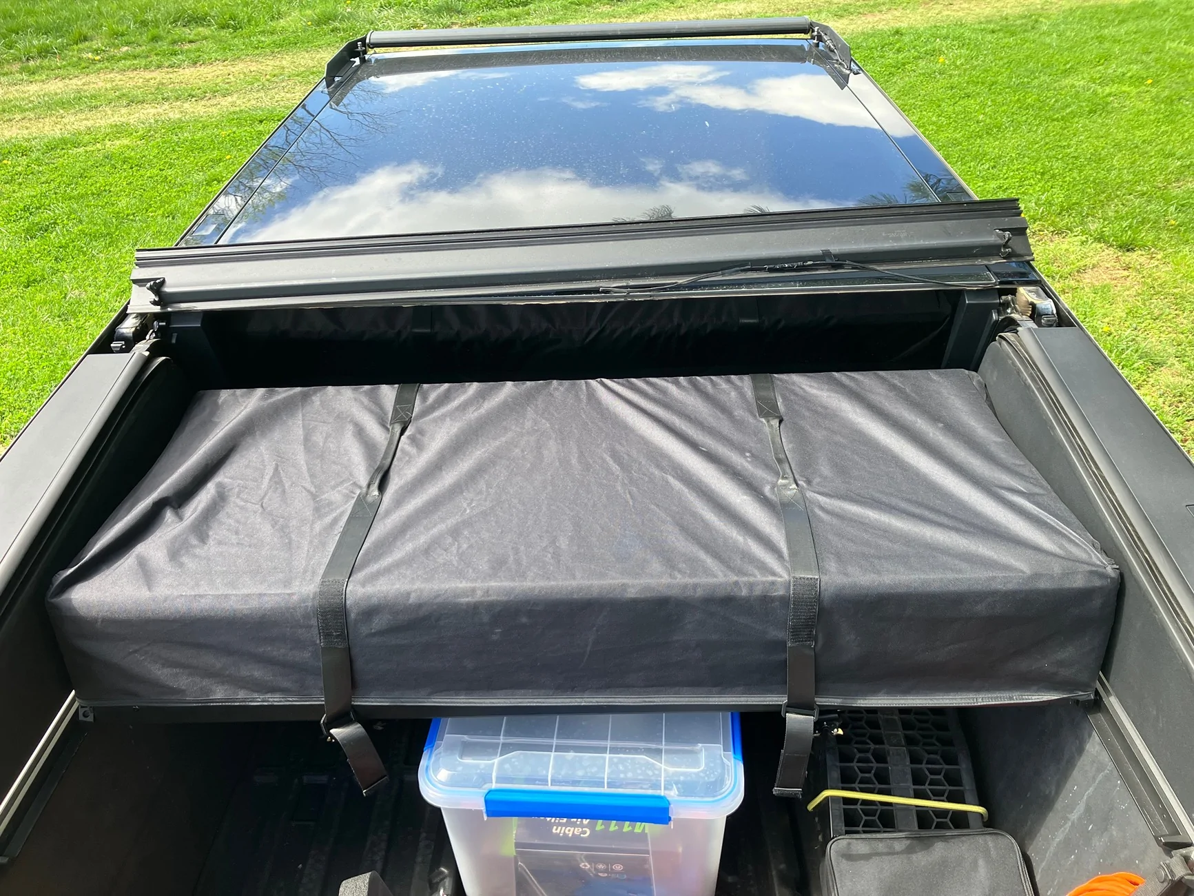 Tesla Cybertruck CyberGearCo CyberTent Install, Initial Test, Review 1775437903917-zi