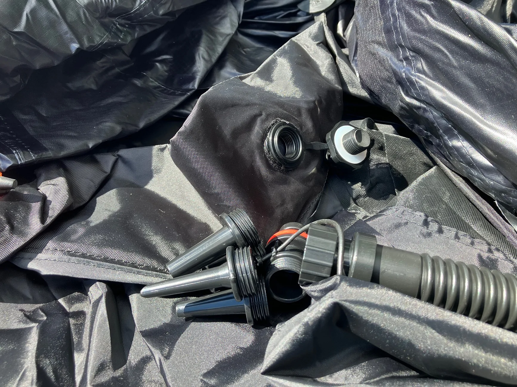 Tesla Cybertruck CyberGearCo CyberTent Install, Initial Test, Review 1775438052511-om