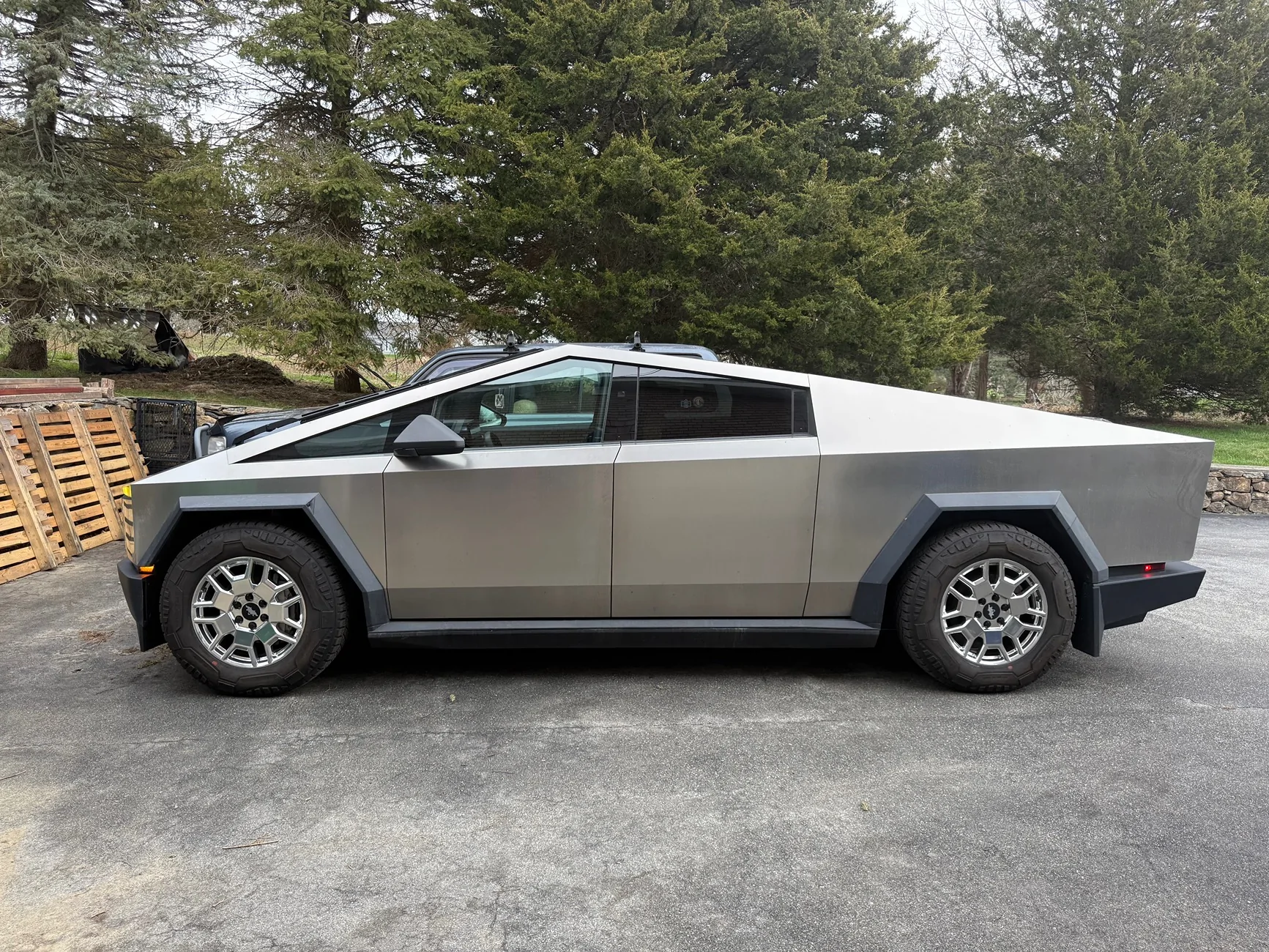 Tesla Cybertruck Daily random Cybertruck photos thread - Post Yours! 📸 🤳 IMG_5290