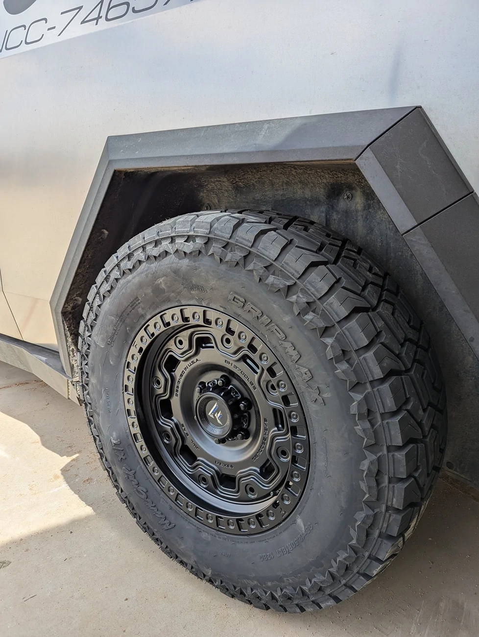 Tesla Cybertruck Standard AWD Wheels - What are you thinking? PXL_20250414_193522691.MP_Original