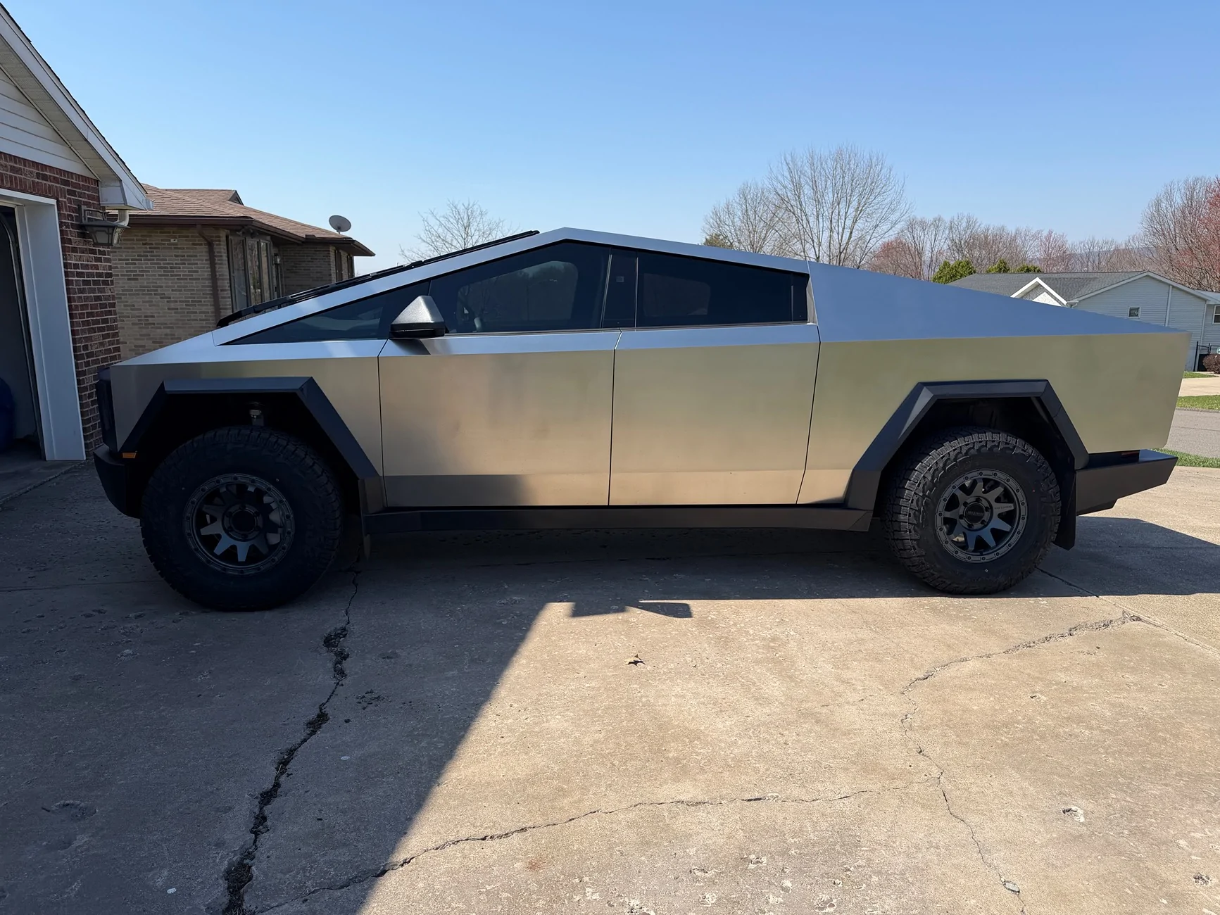 Tesla Cybertruck Daily random Cybertruck photos thread - Post Yours! 📸 🤳 IMG_1040