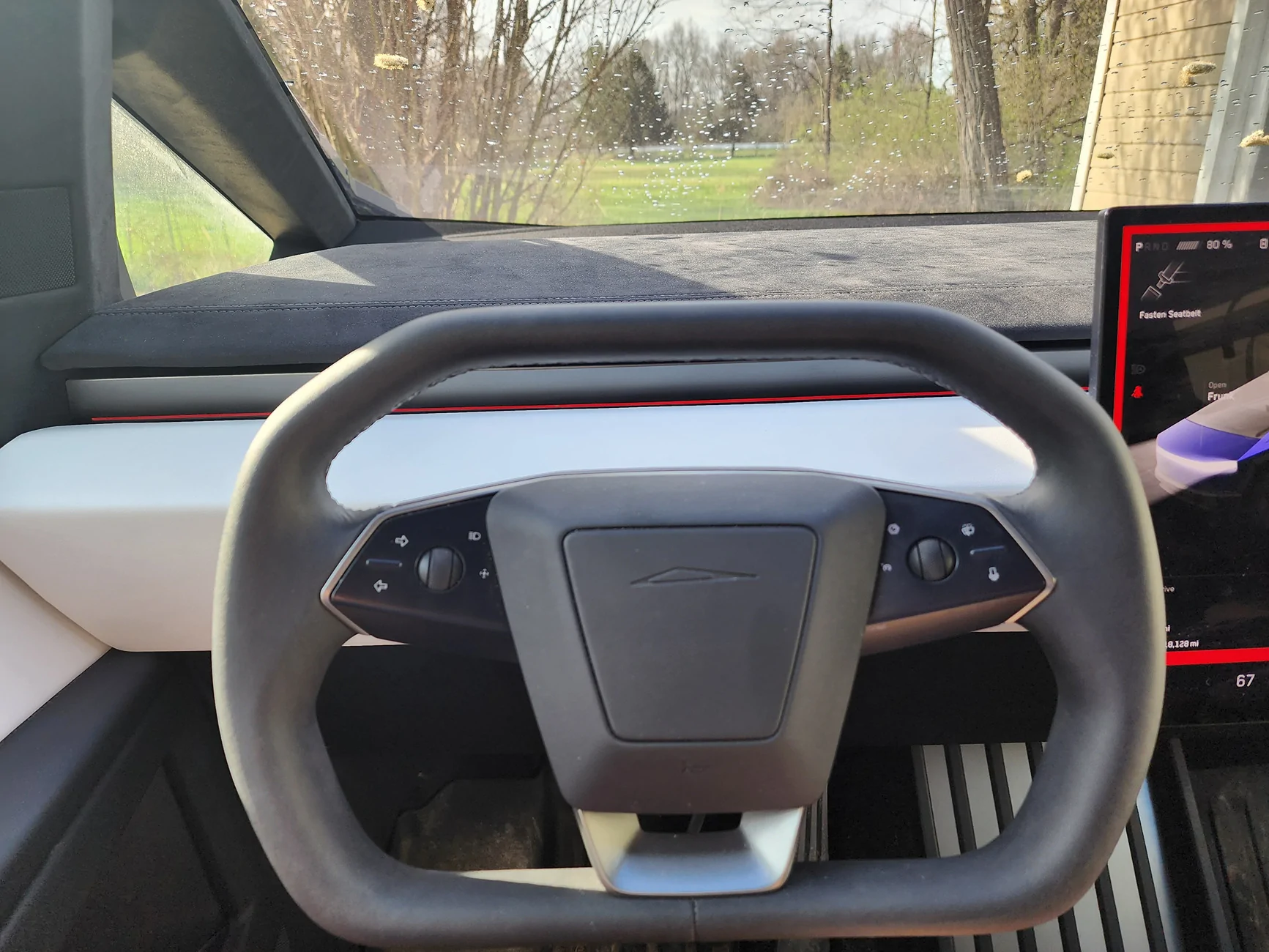 Tesla Cybertruck Steering wheel off-centered. SC acknowledging but no fix?! 20260414_092939